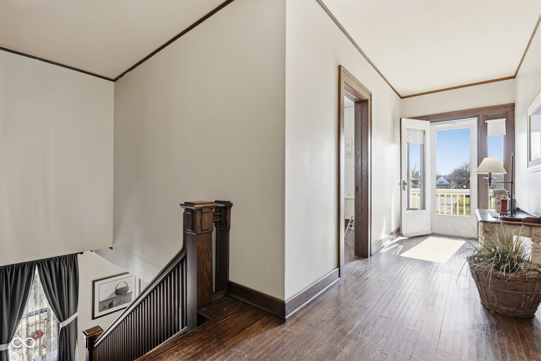 460 E Washington Street