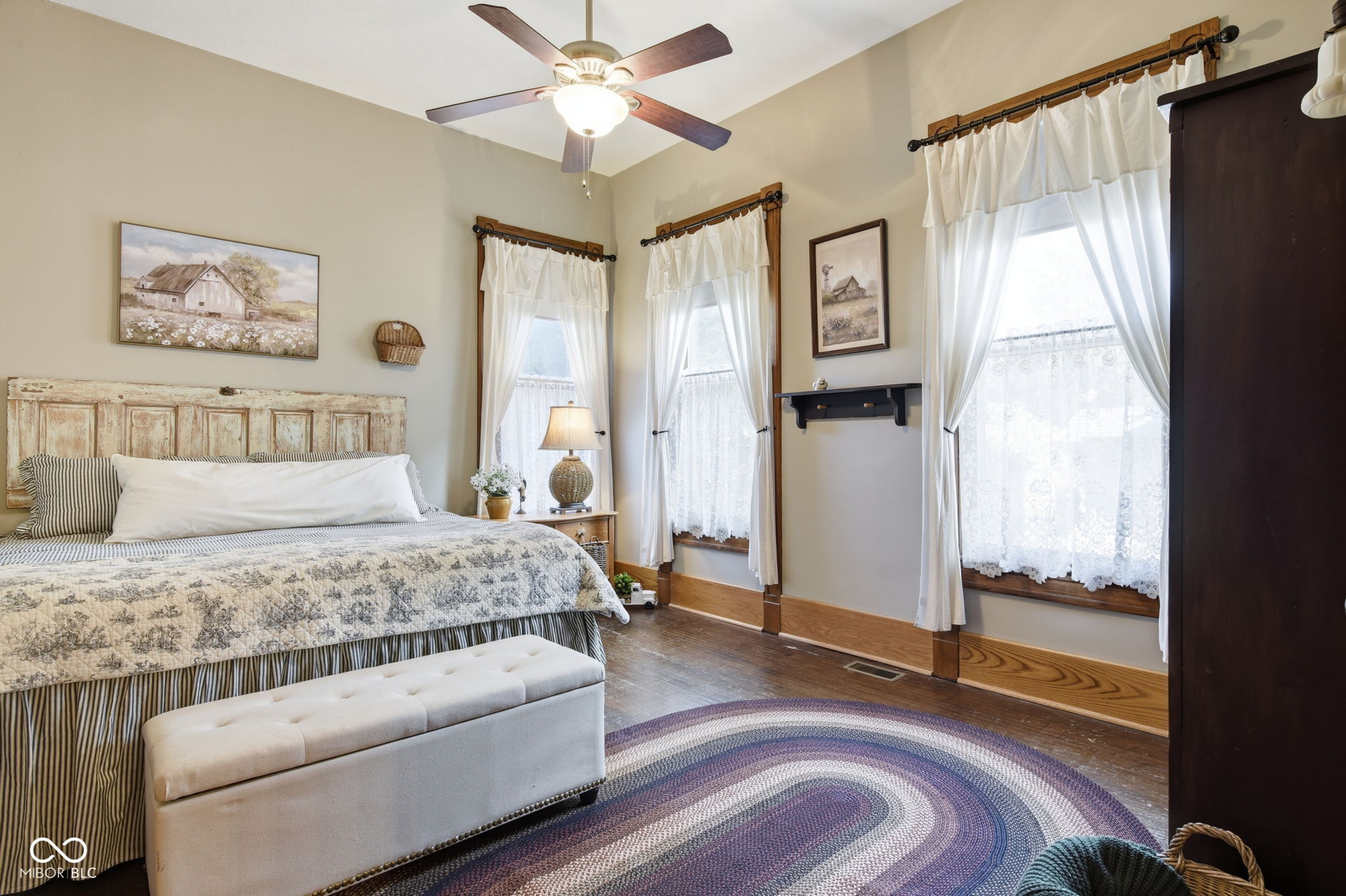 460 E Washington Street