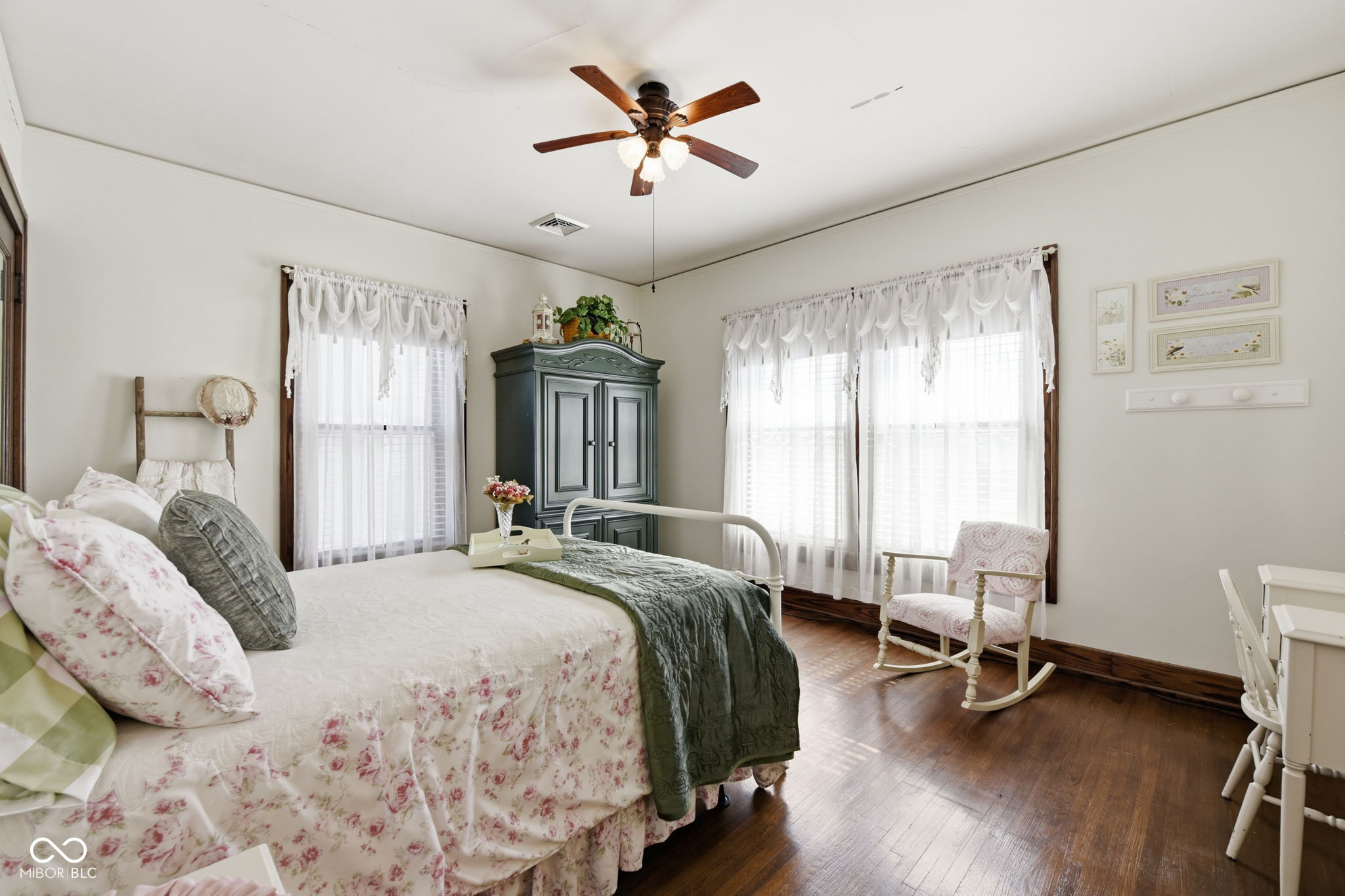 460 E Washington Street