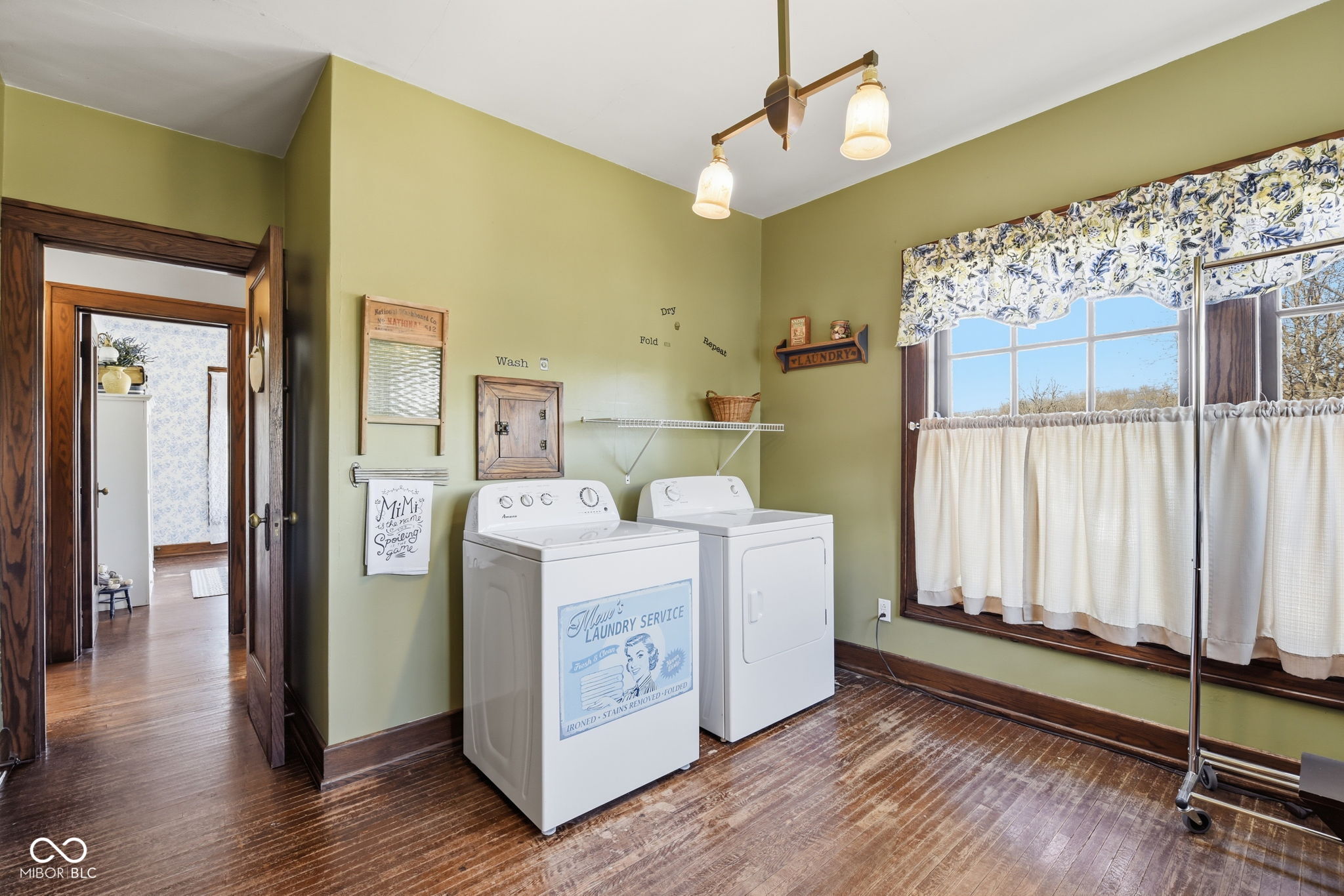 460 E Washington Street