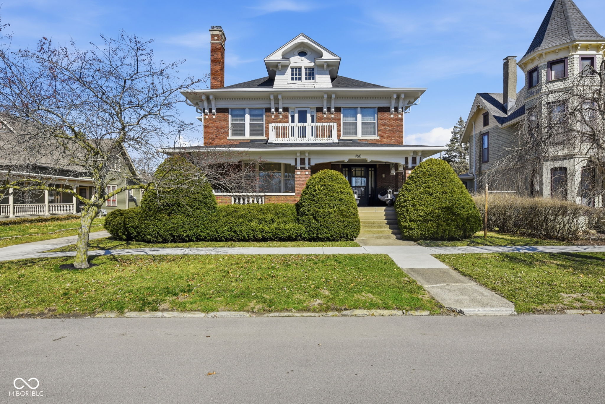 460 E Washington Street