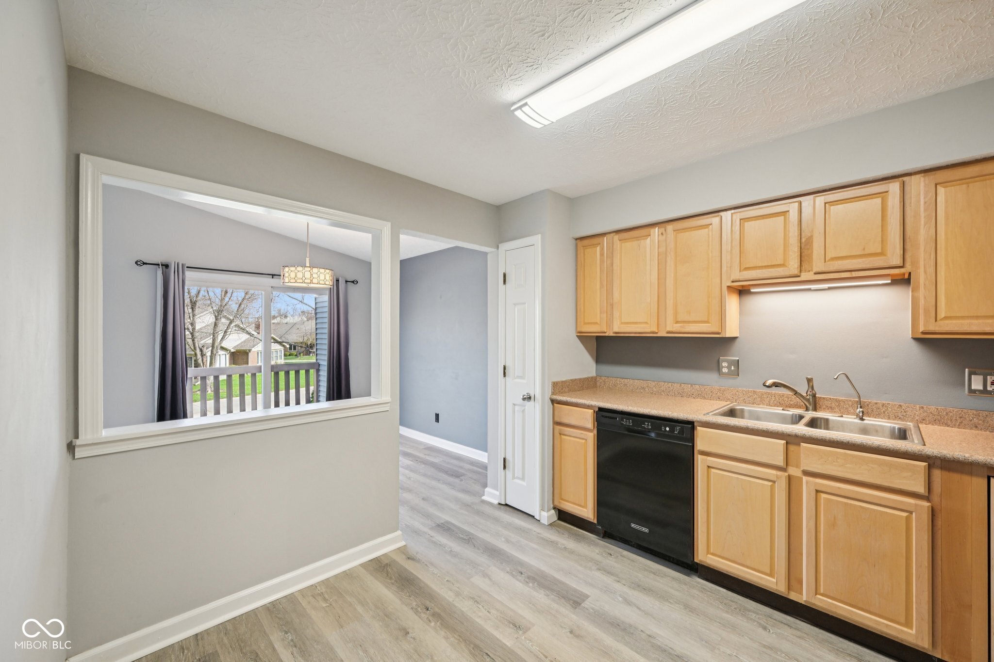 7449 Prairie Lake Drive