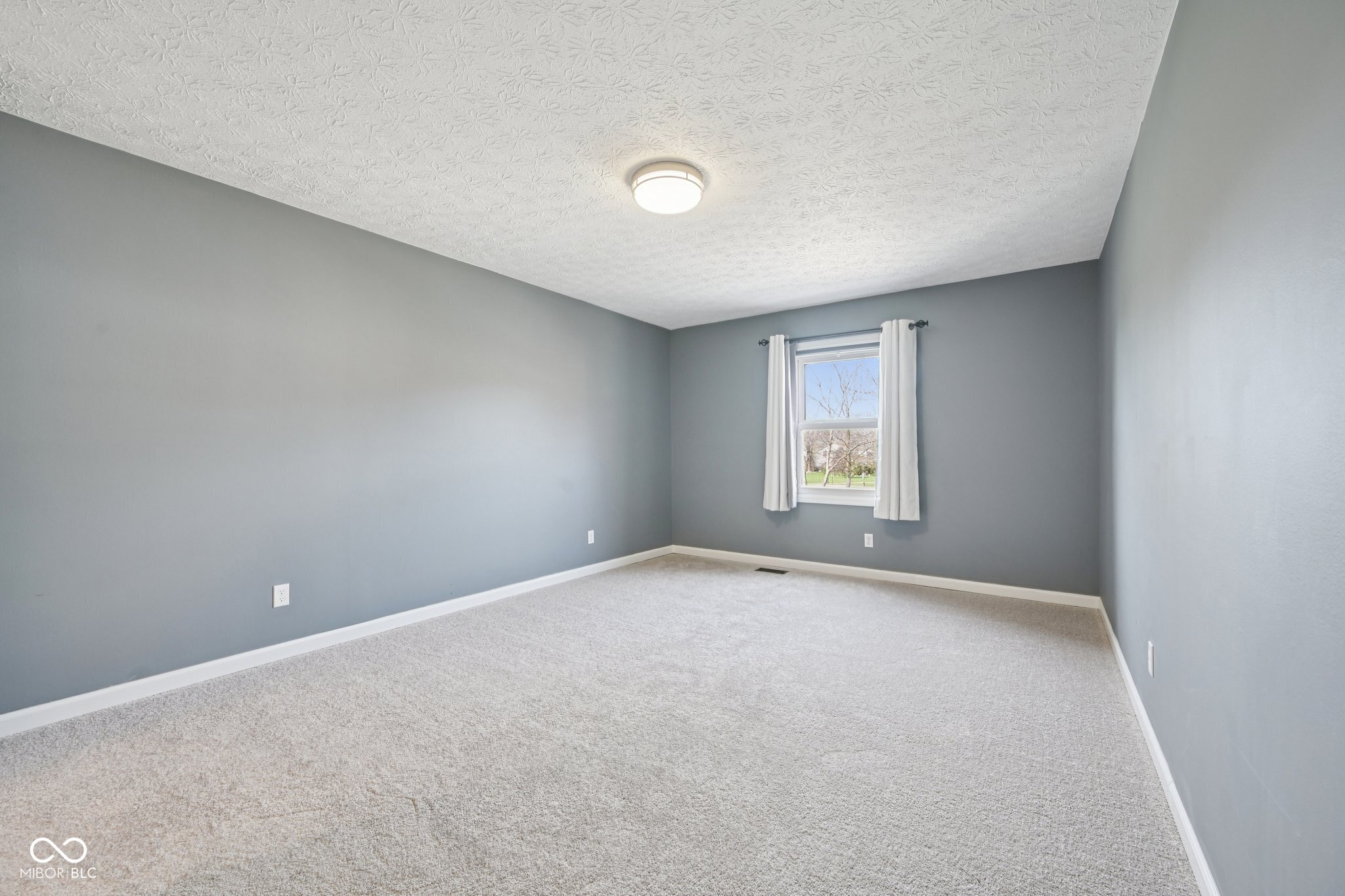 7449 Prairie Lake Drive