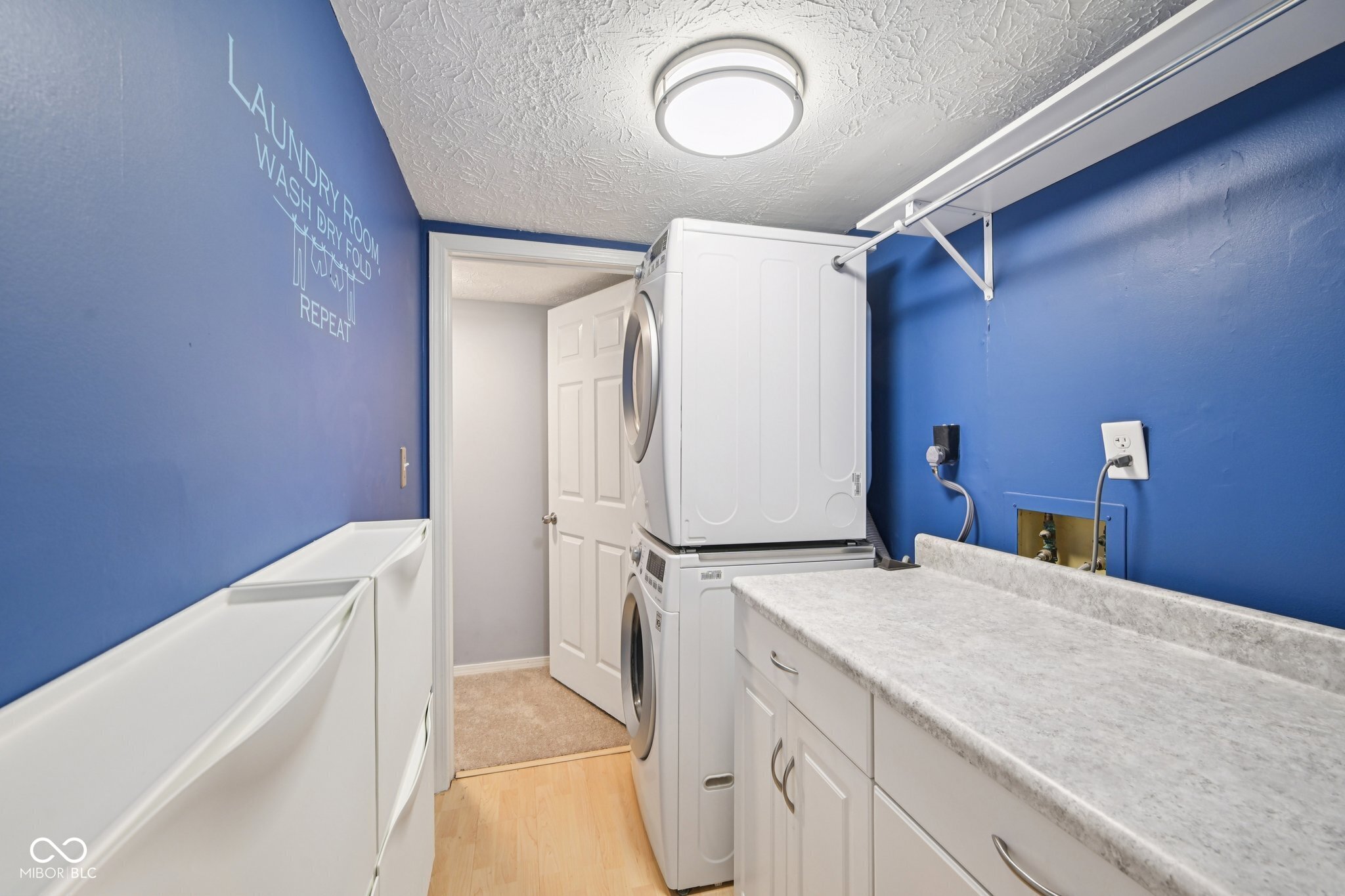 7449 Prairie Lake Drive