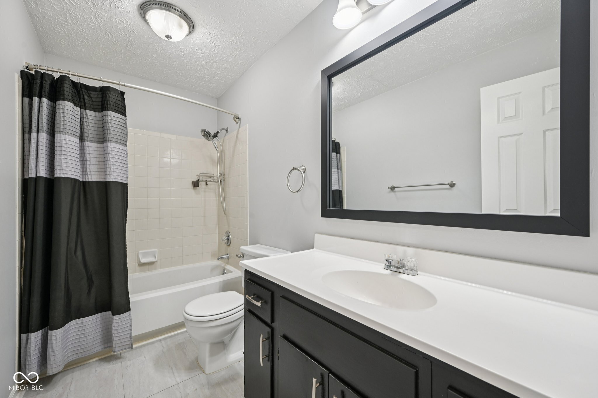 7449 Prairie Lake Drive