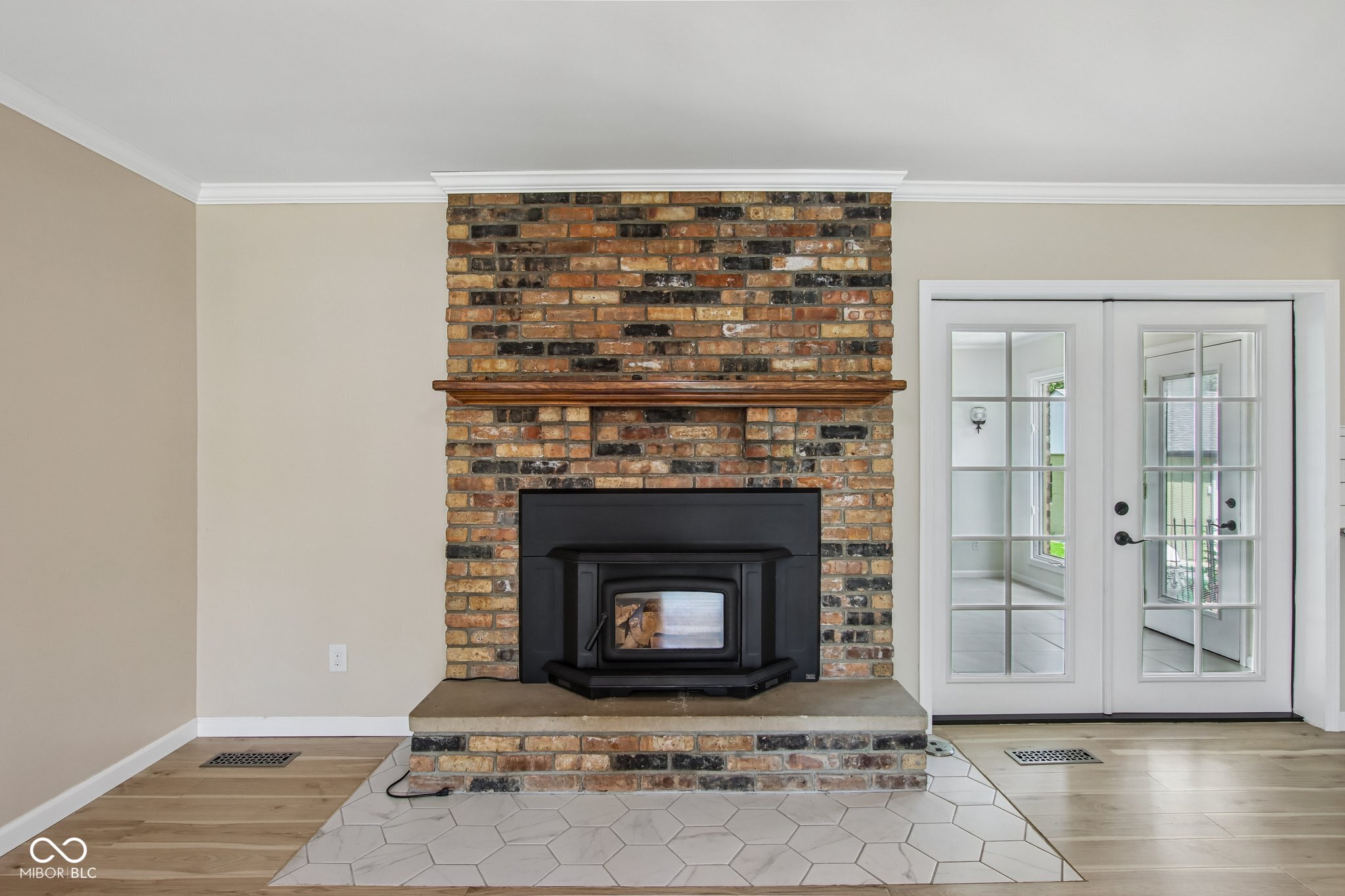 2440 E County Road 300 S