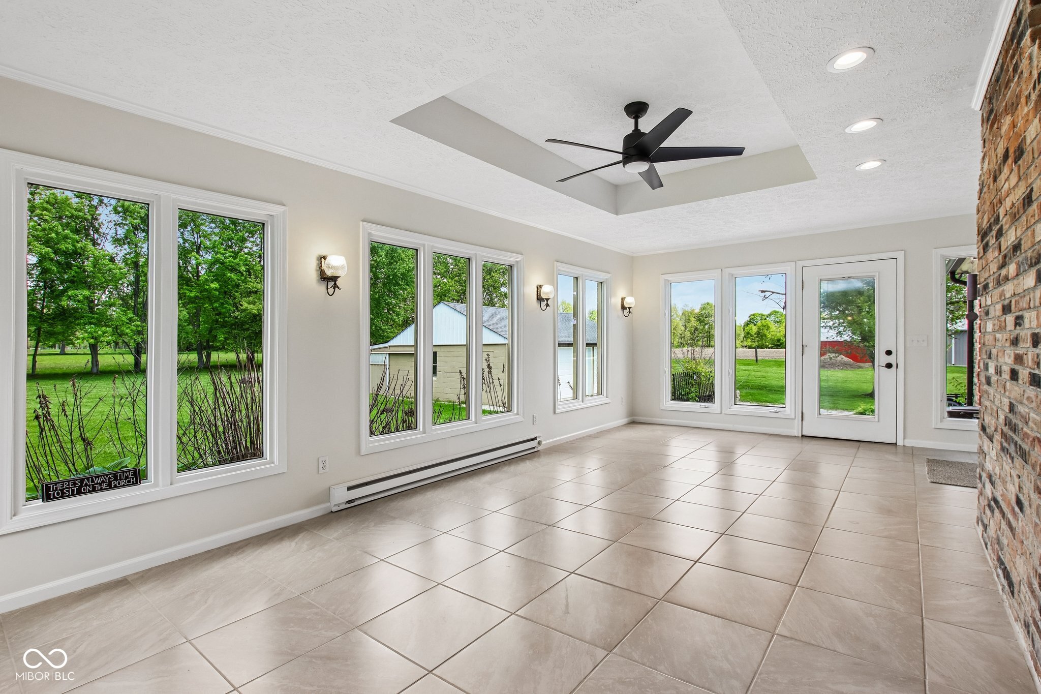 2440 E County Road 300 S