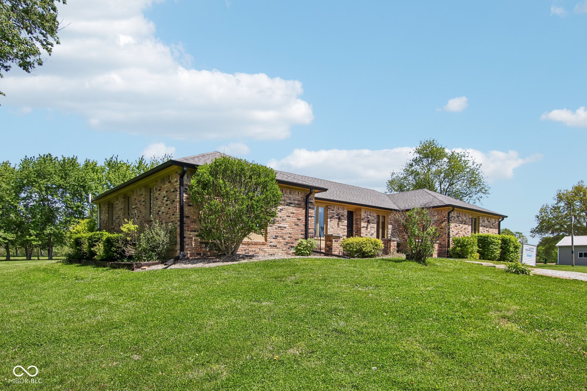 2440 E County Road 300 S