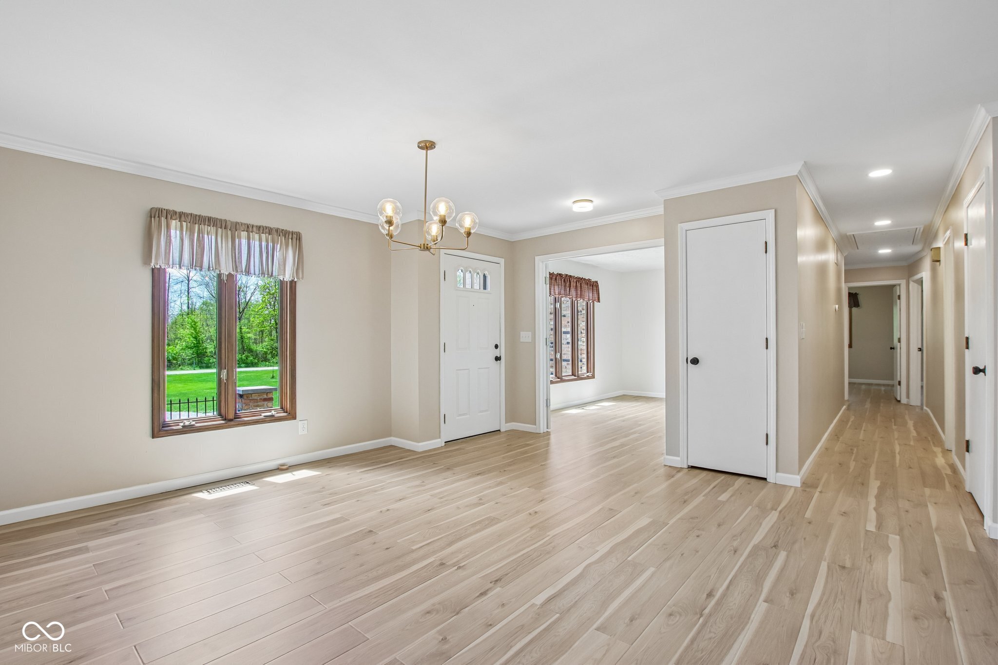 2440 E County Road 300 S
