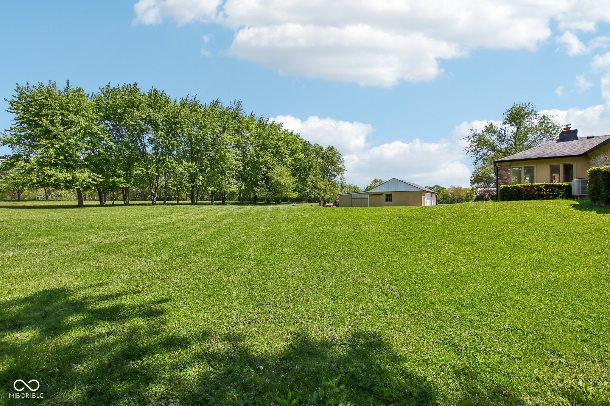 2440 E County Road 300 S