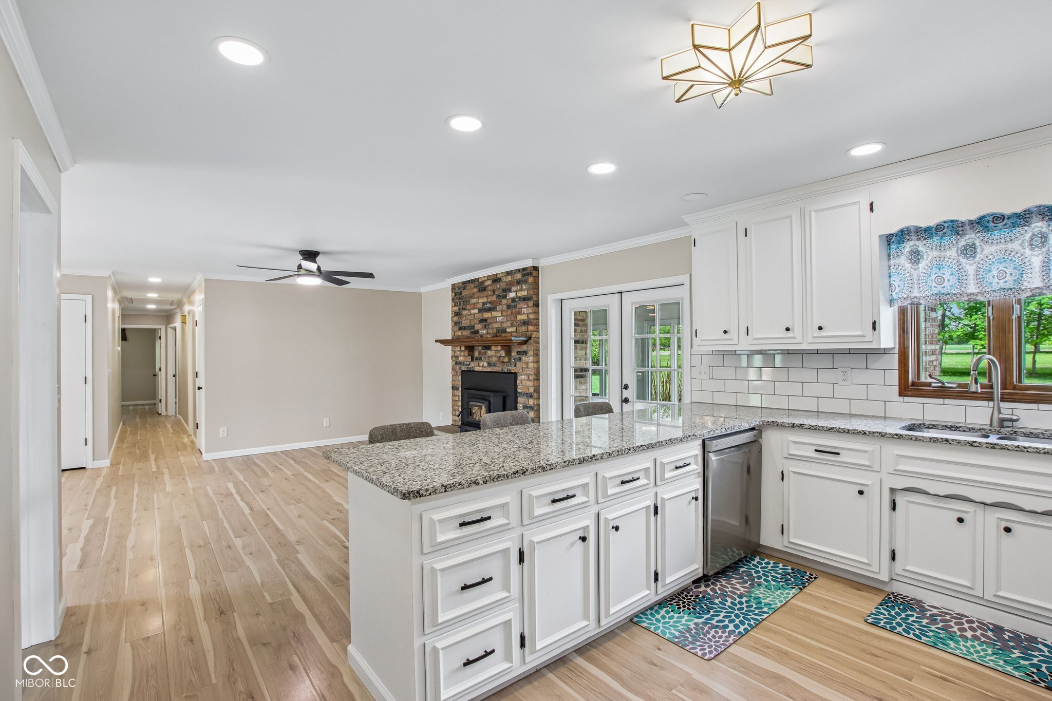 2440 E County Road 300 S