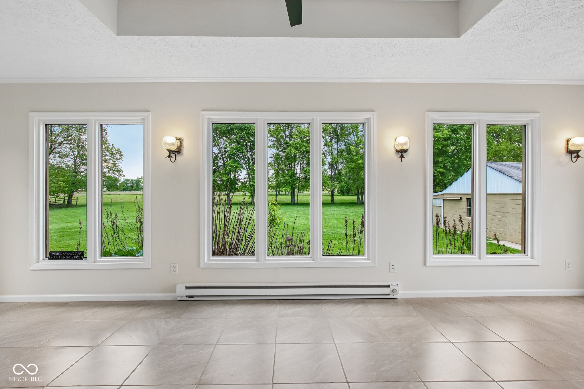 2440 E County Road 300 S