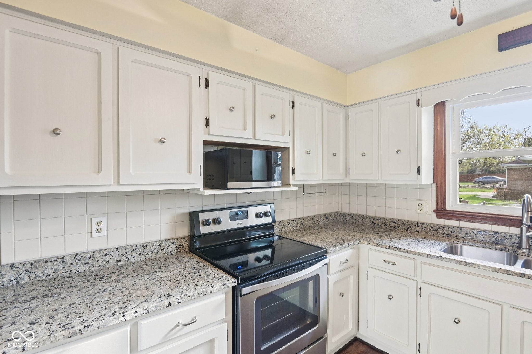 3029 San Jose Drive