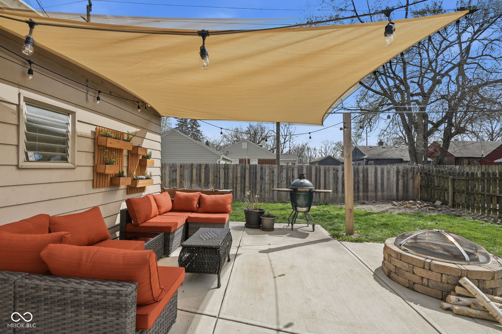 5409 Indianola Avenue
