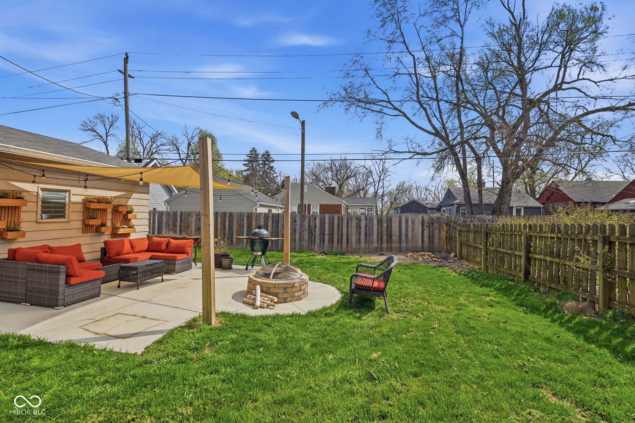 5409 Indianola Avenue