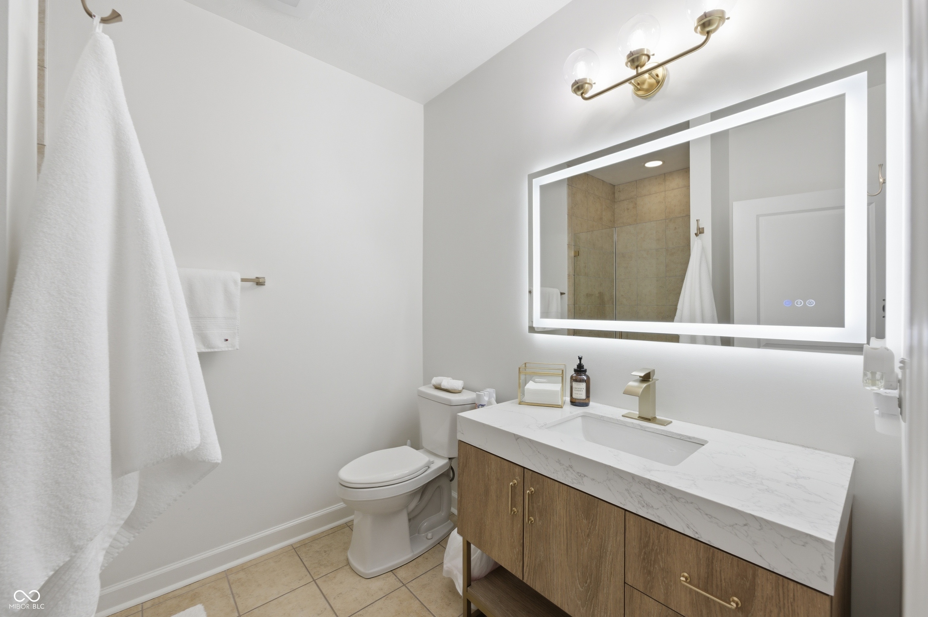 435 Virginia Avenue Unit: 302