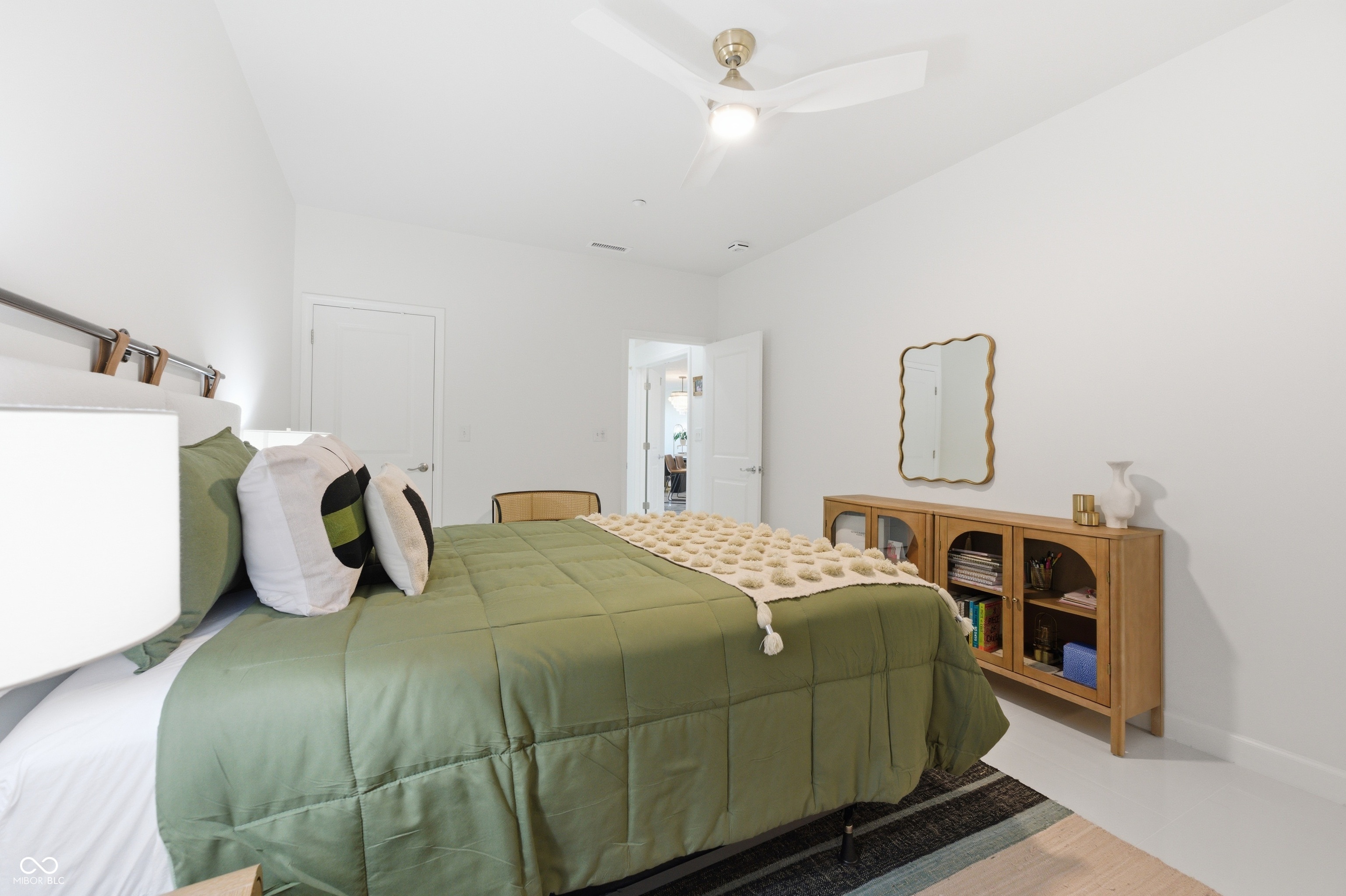435 Virginia Avenue Unit: 302