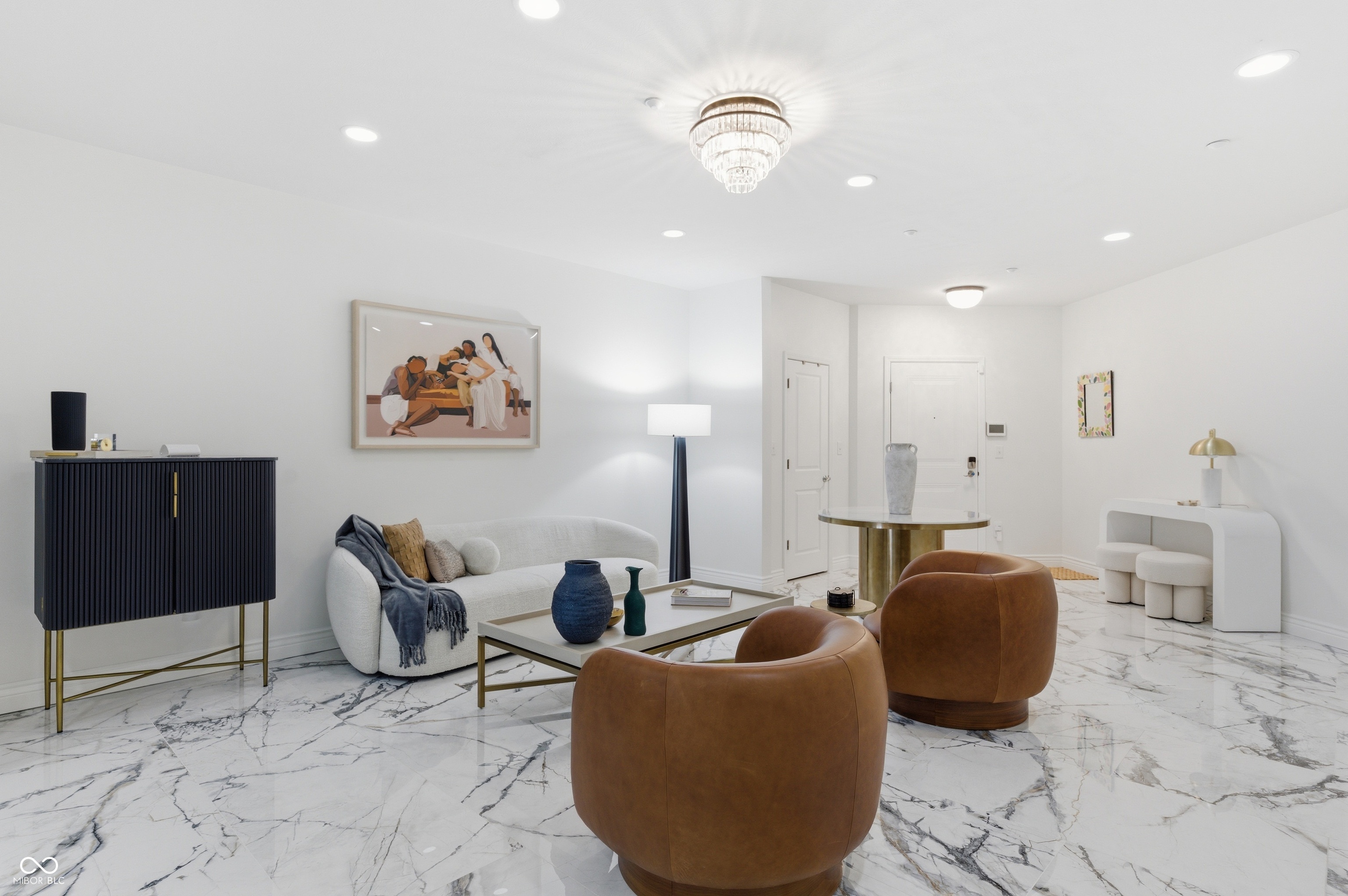 435 Virginia Avenue Unit: 302