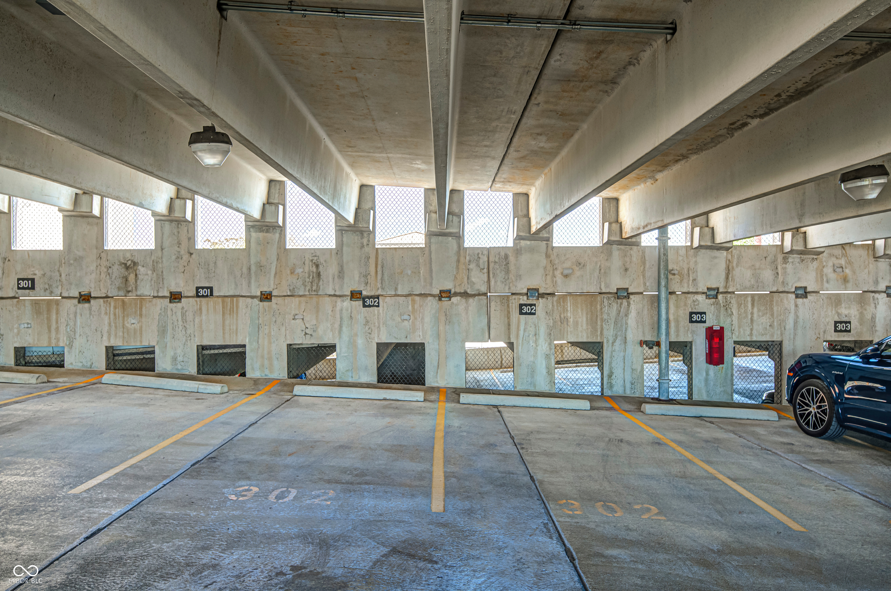 435 Virginia Avenue Unit: 302