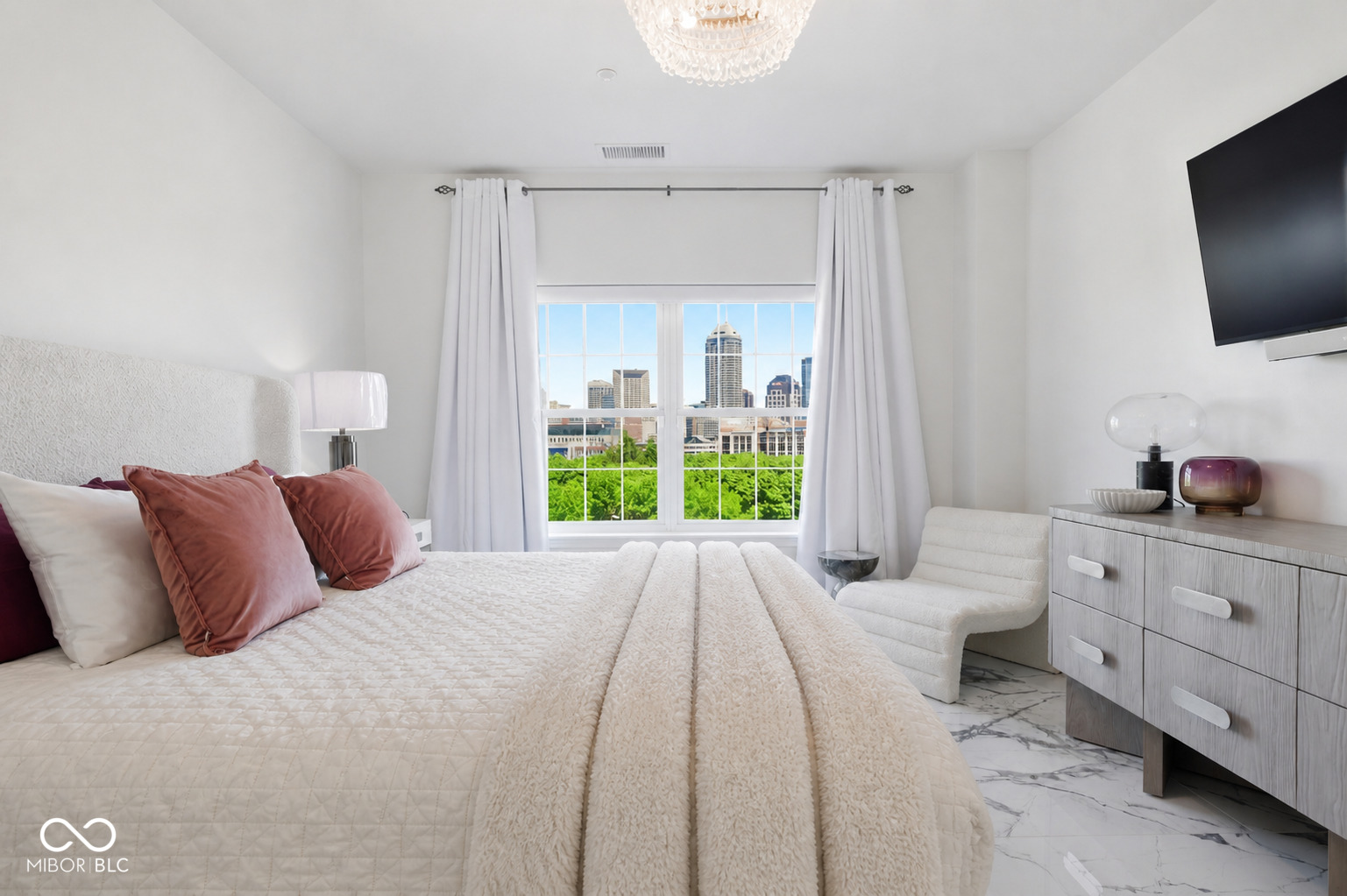 435 Virginia Avenue Unit: 302