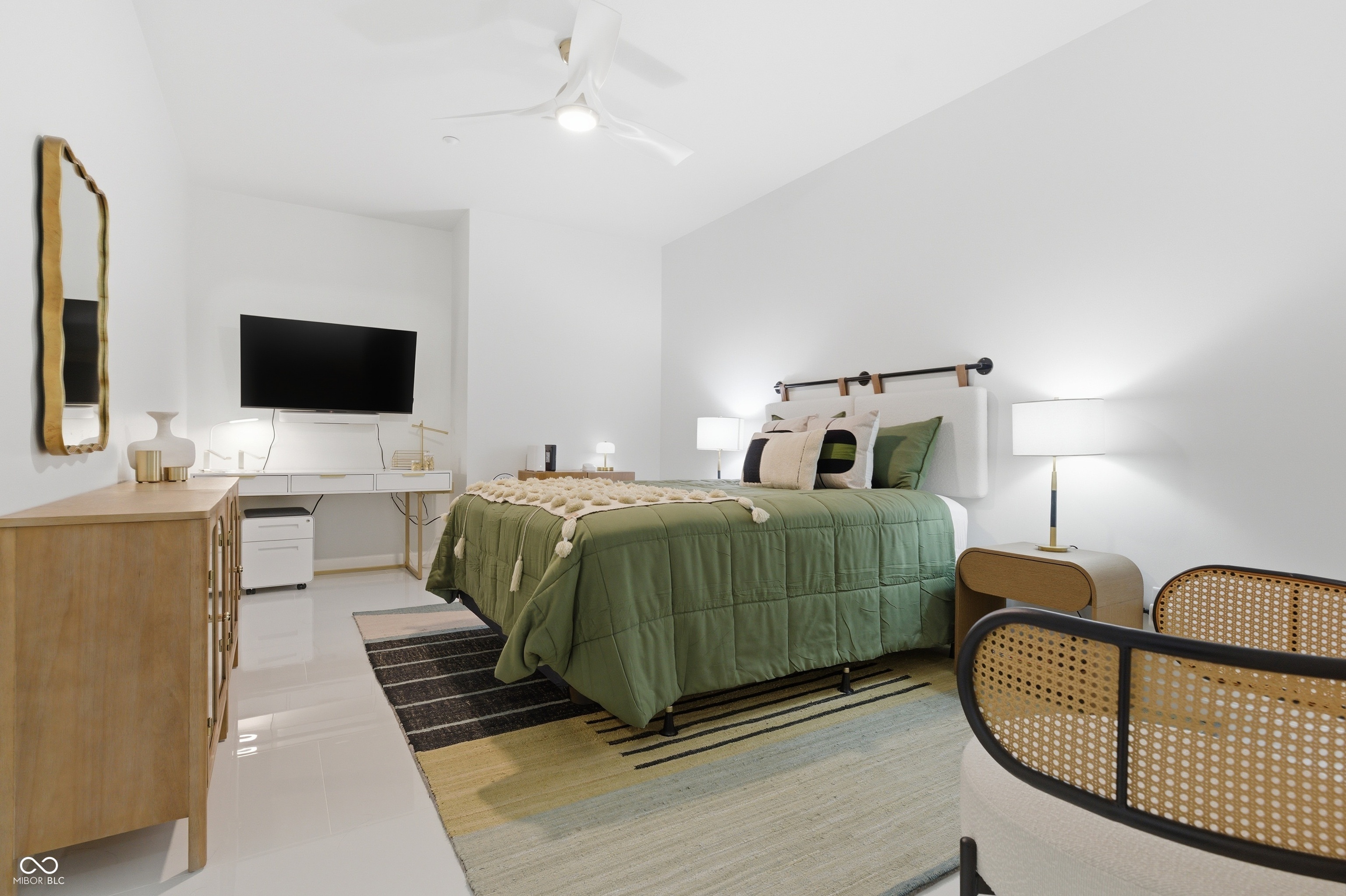 435 Virginia Avenue Unit: 302