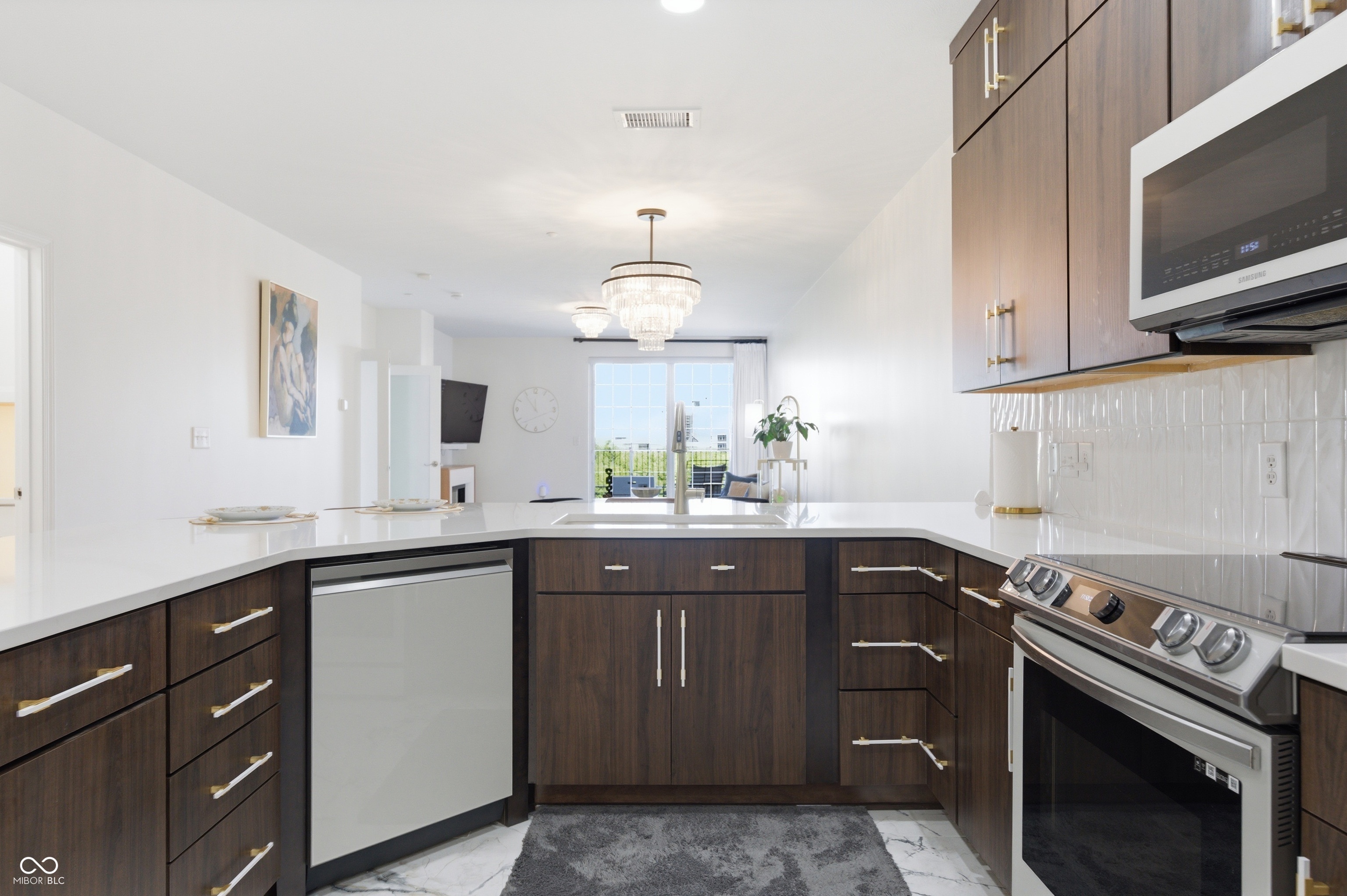 435 Virginia Avenue Unit: 302
