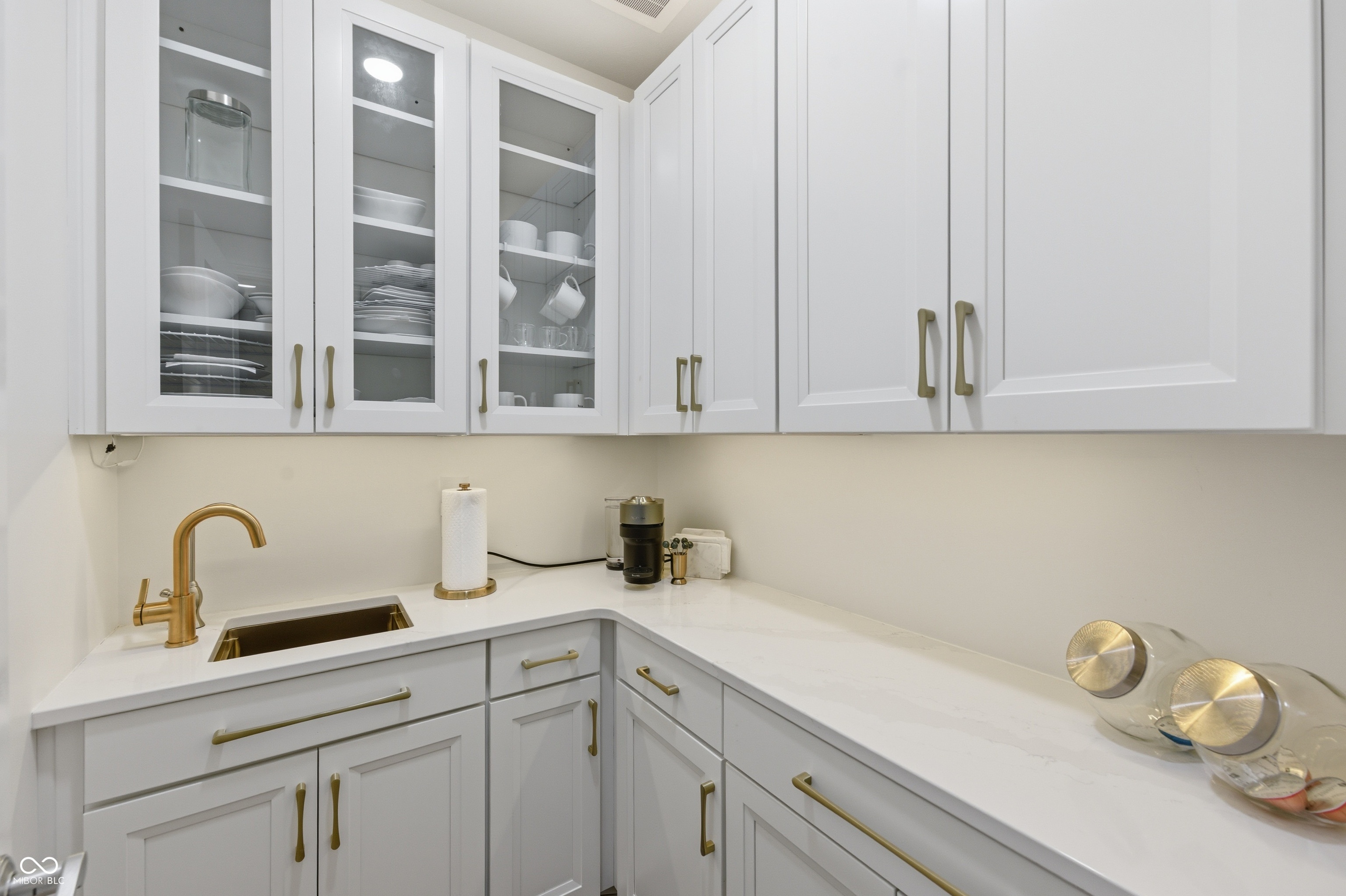 435 Virginia Avenue Unit: 302