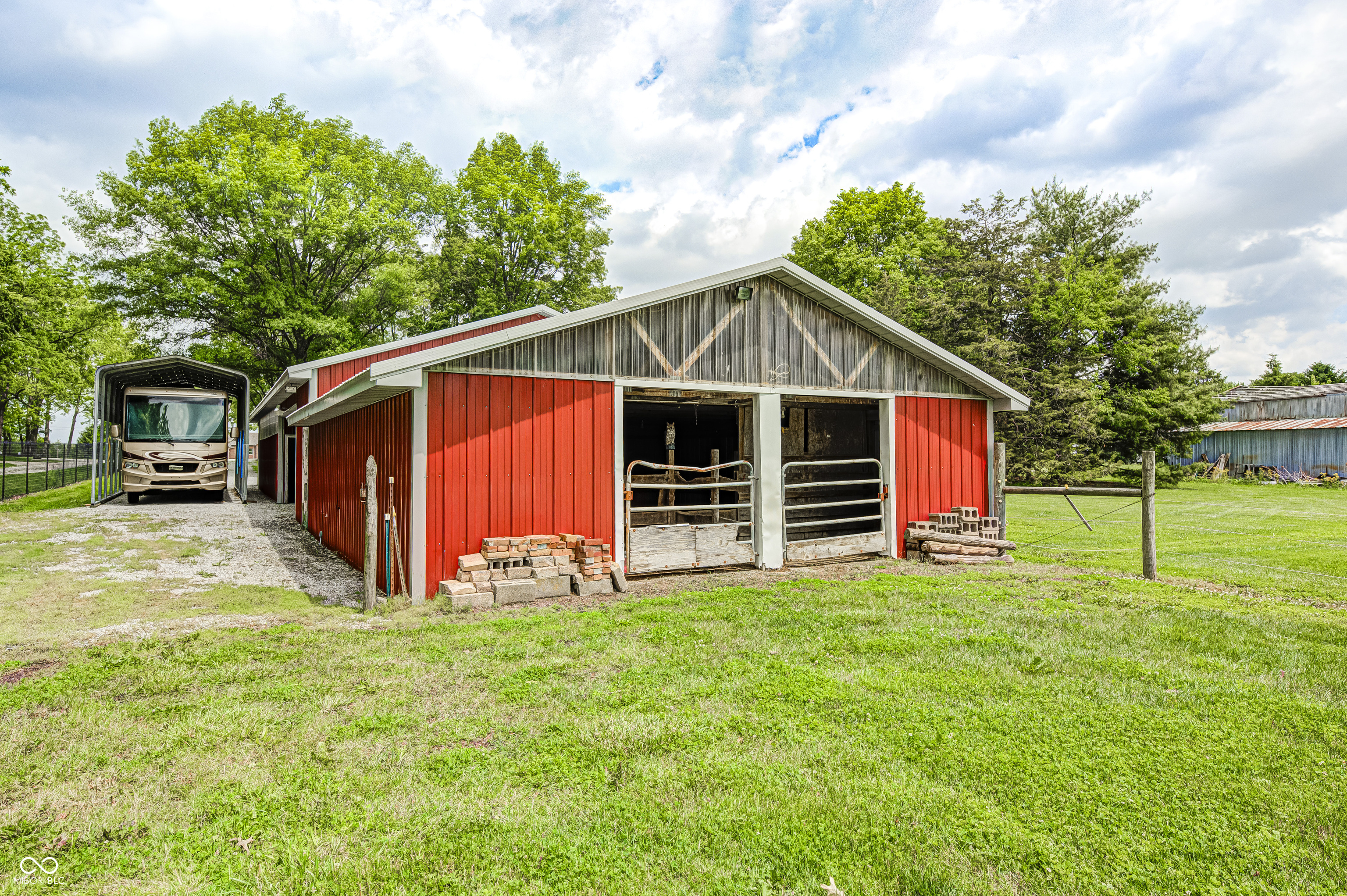9557 Shelbyville Road
