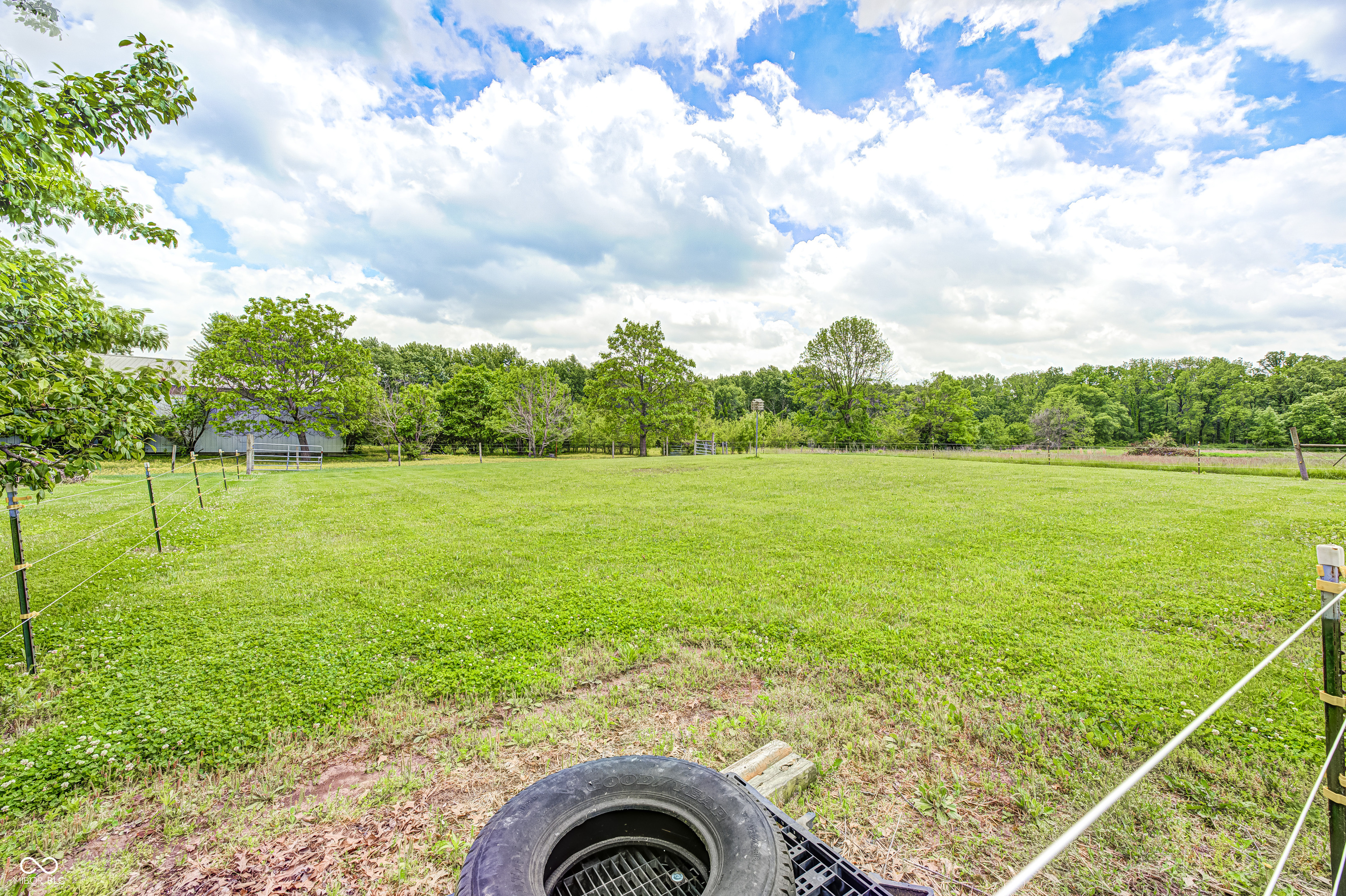 9557 Shelbyville Road