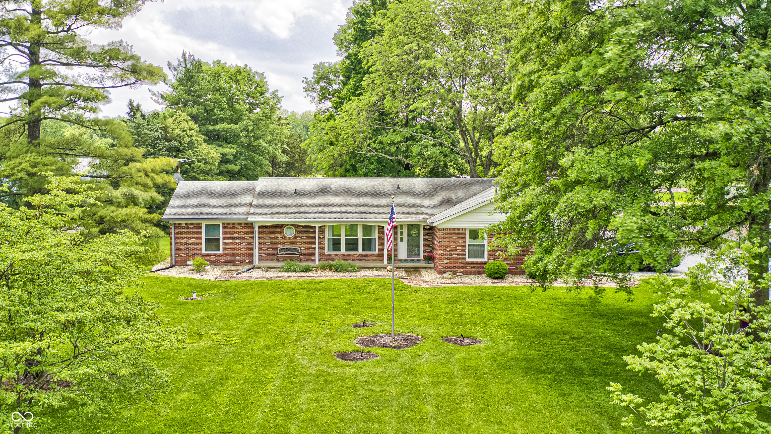 9557 Shelbyville Road