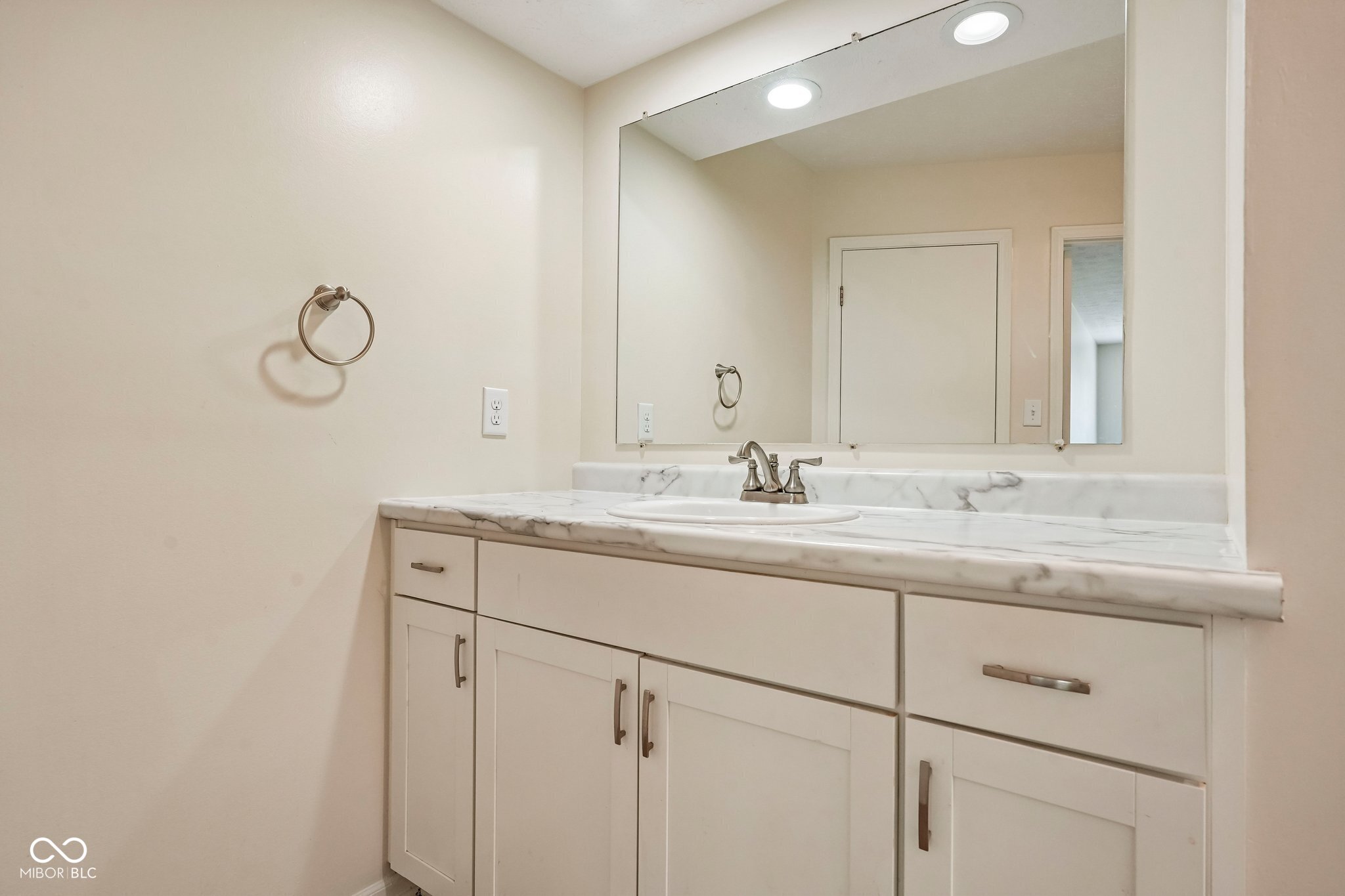 525 Paradise Way E Unit: C