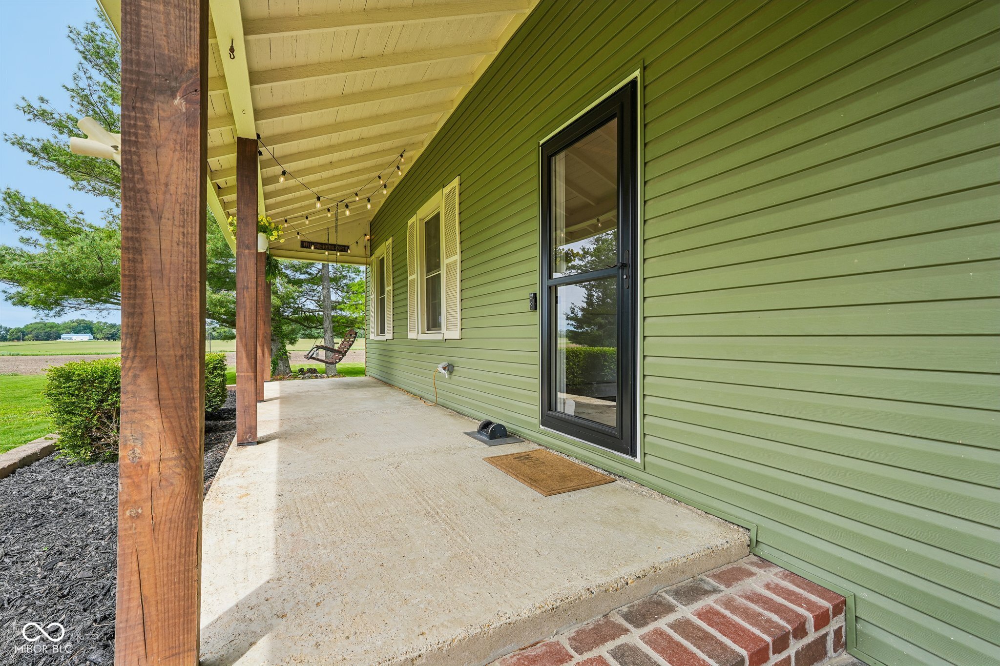 1386 W County Road 600 S