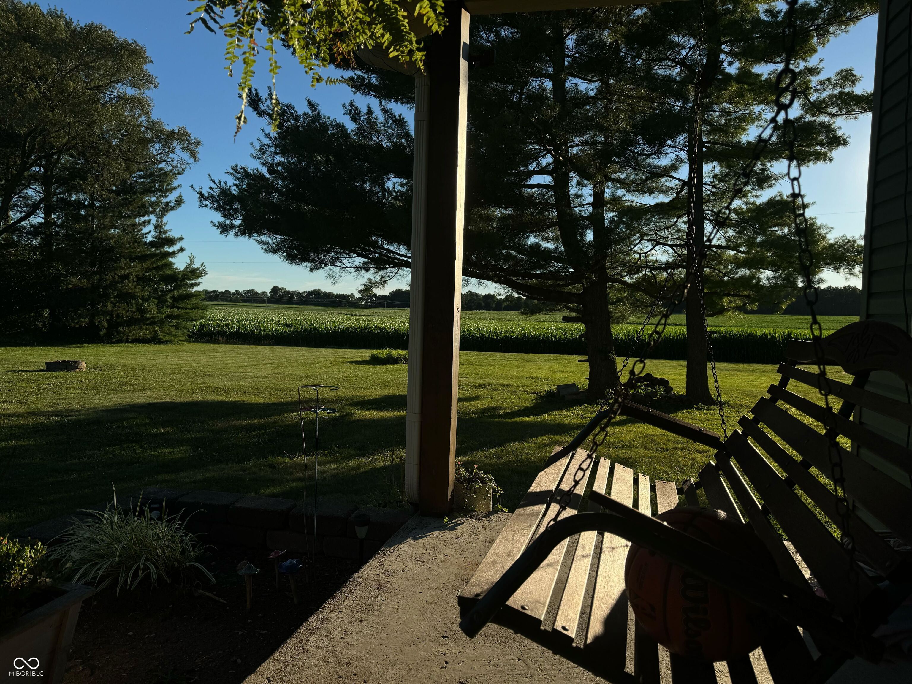 1386 W County Road 600 S