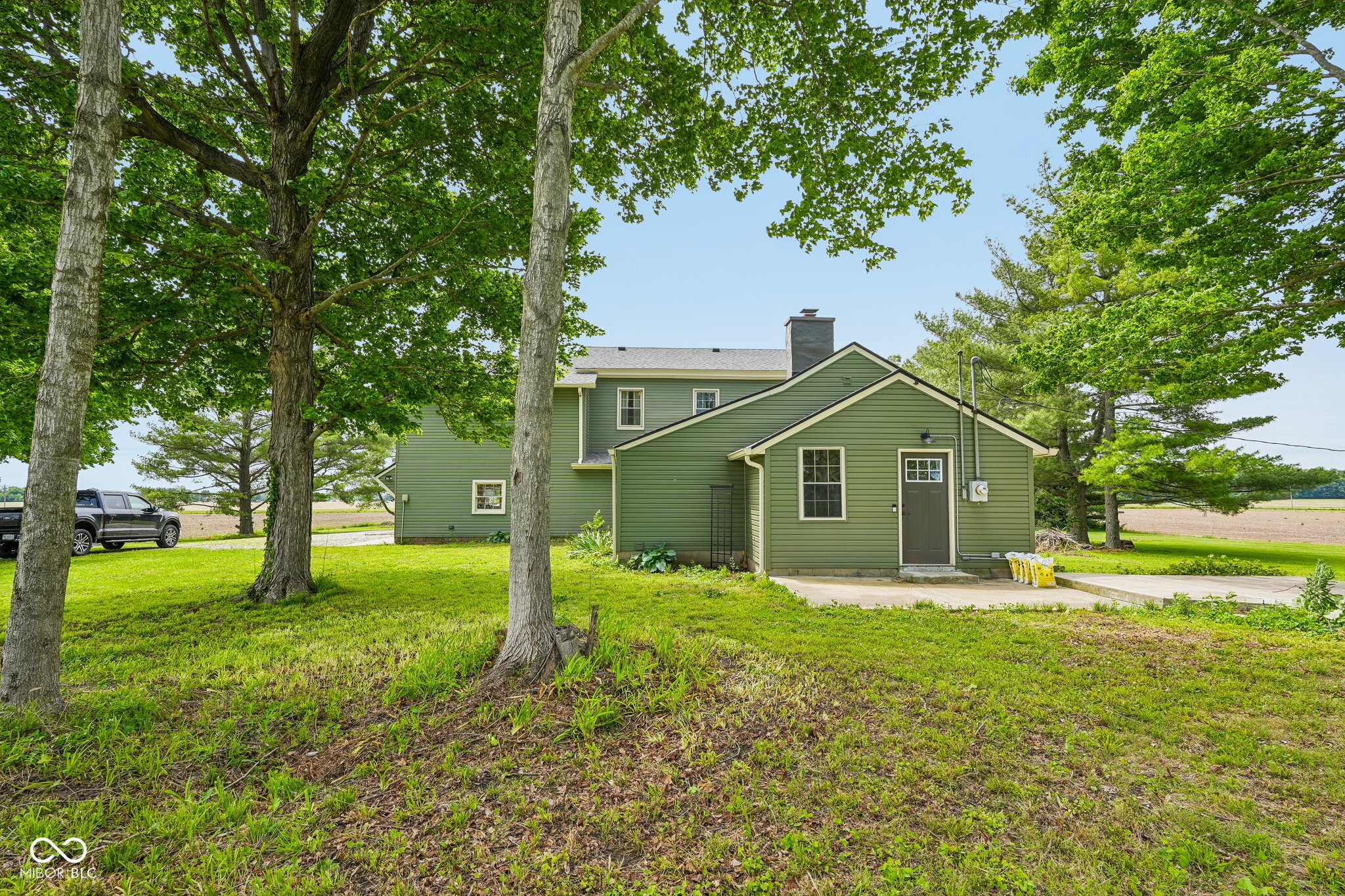 1386 W County Road 600 S