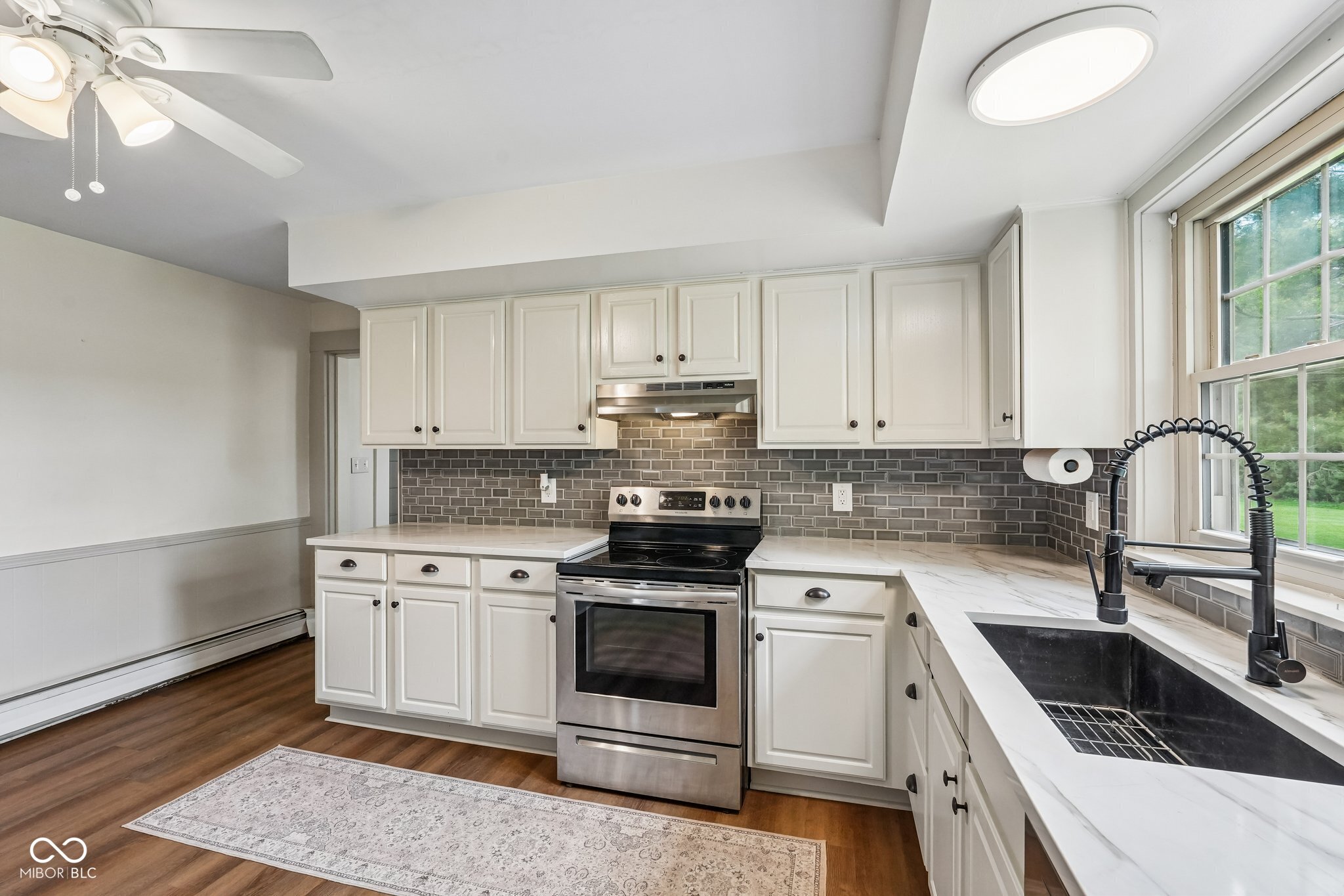 1386 W County Road 600 S