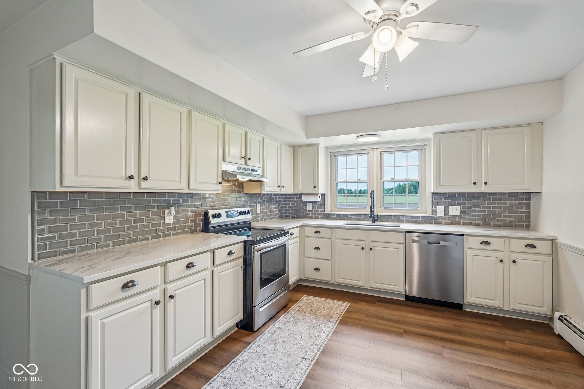 1386 W County Road 600 S