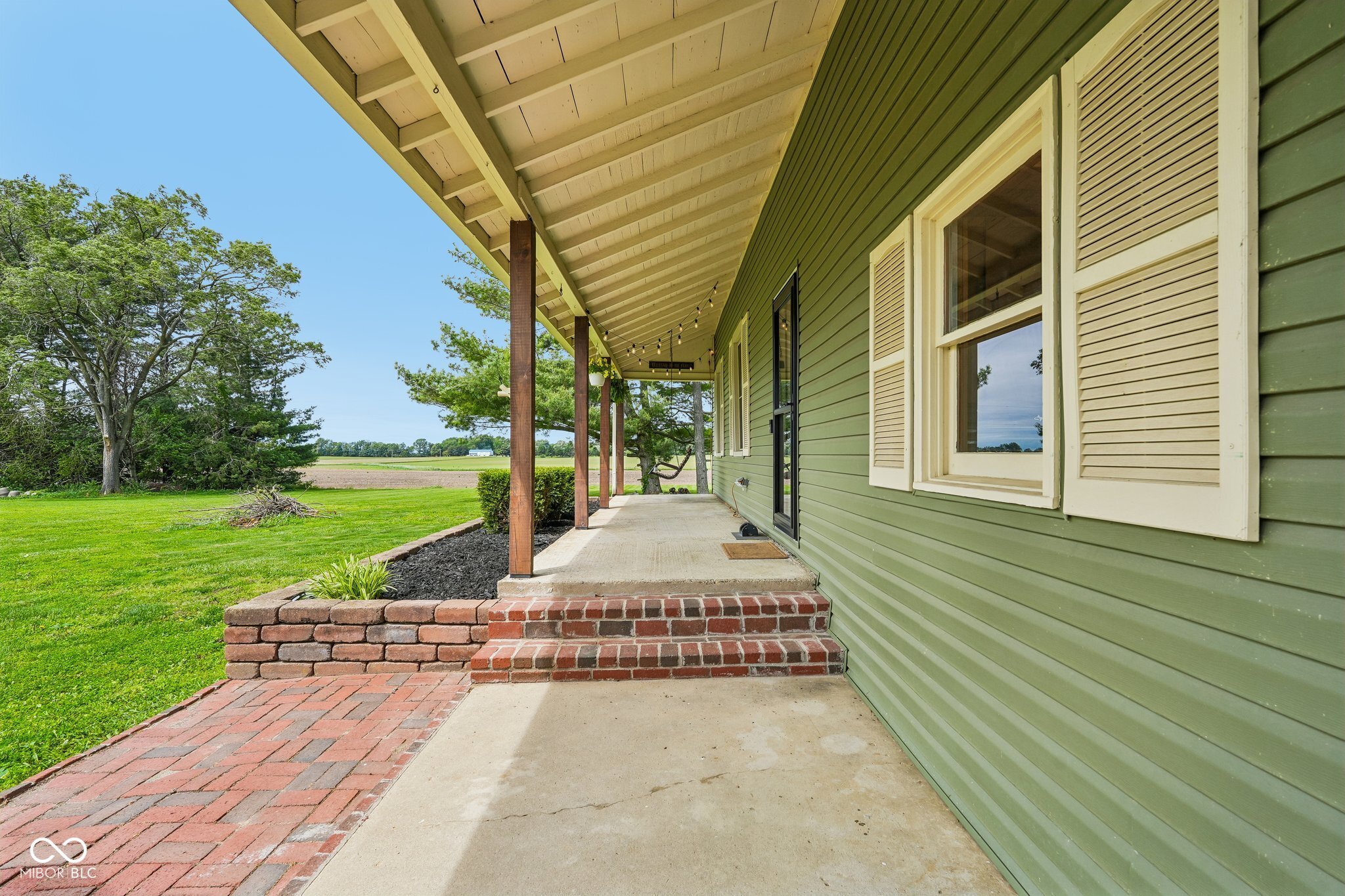 1386 W County Road 600 S