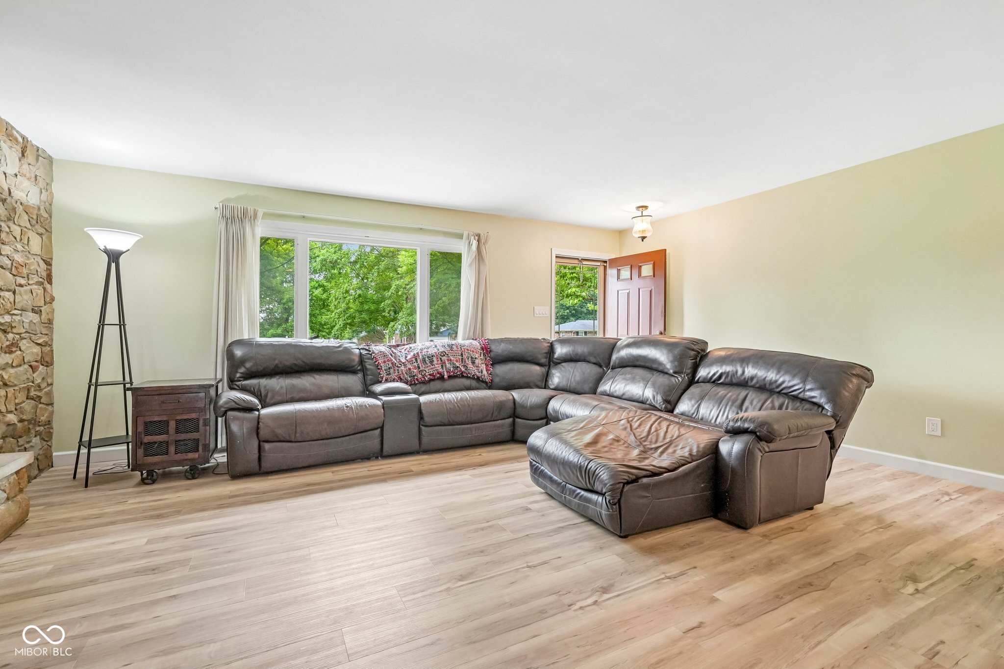 3022 San Jose
