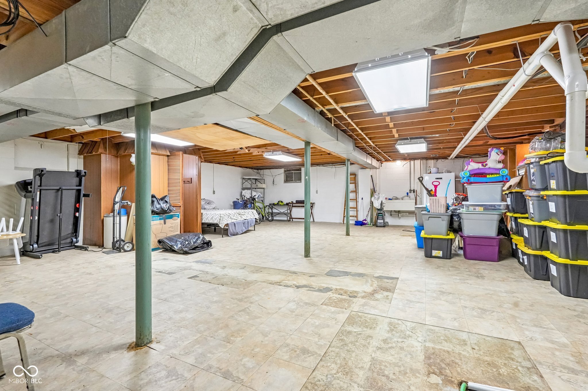 3022 San Jose