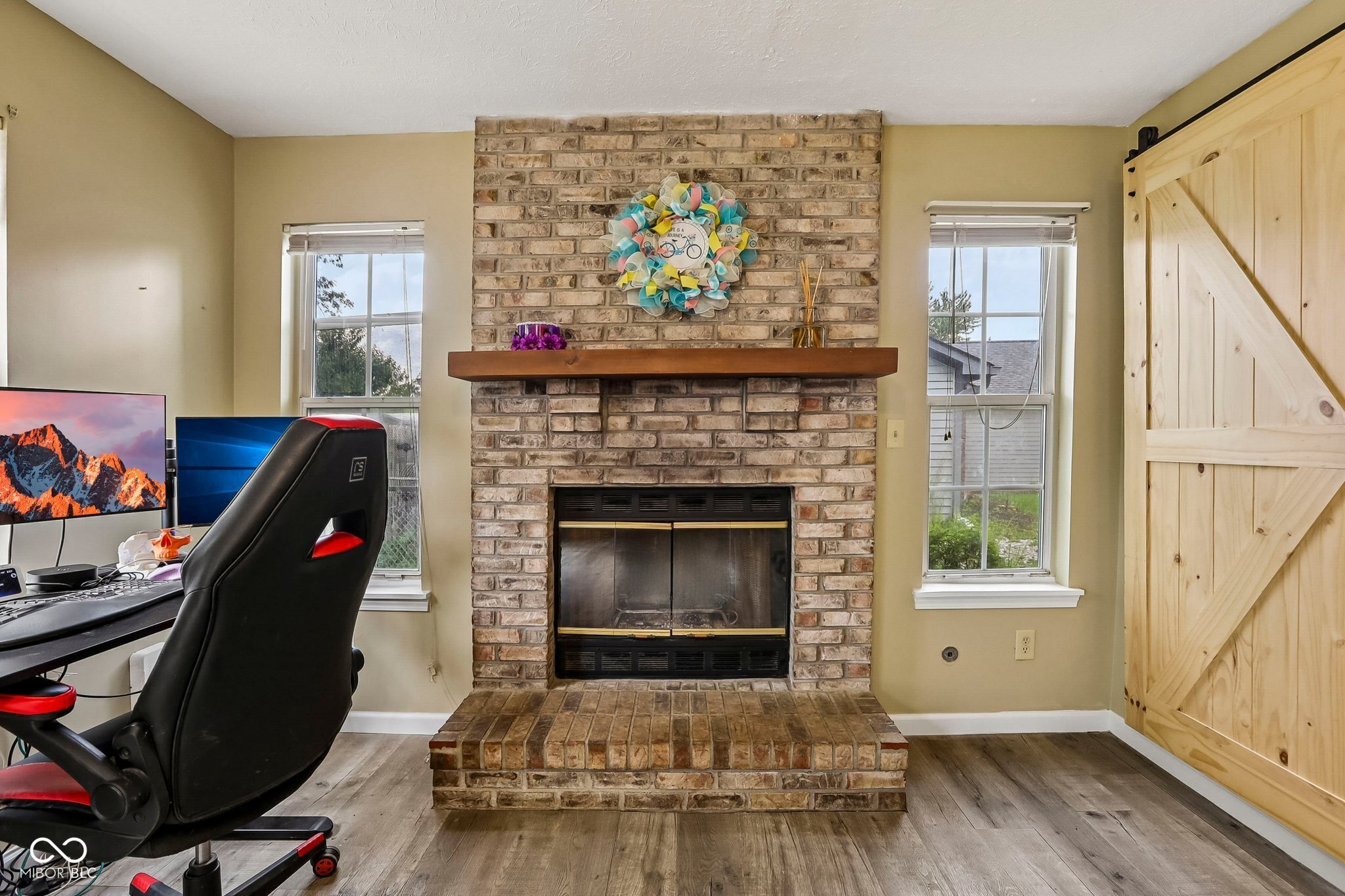 102 Westview Place