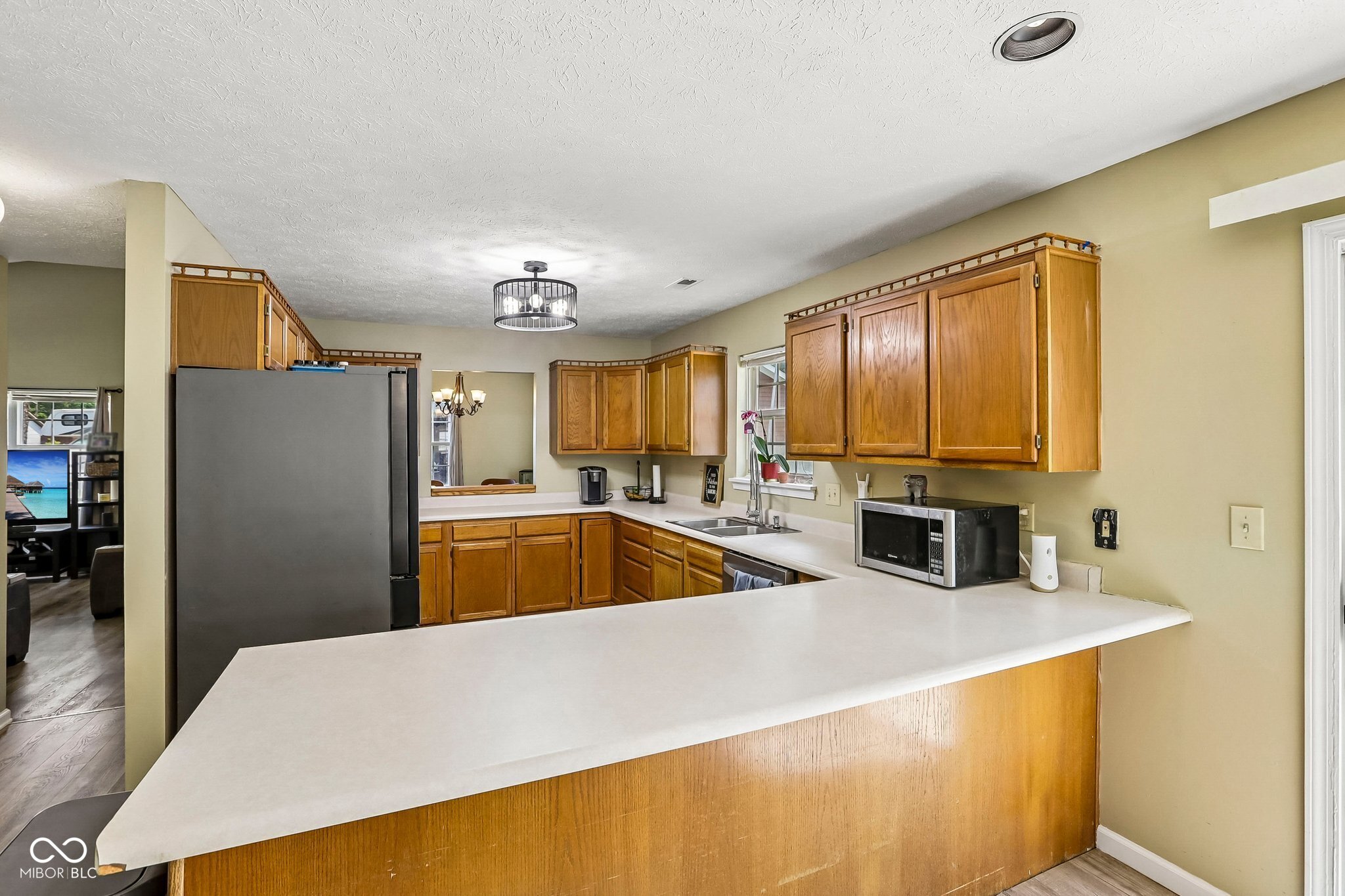 102 Westview Place