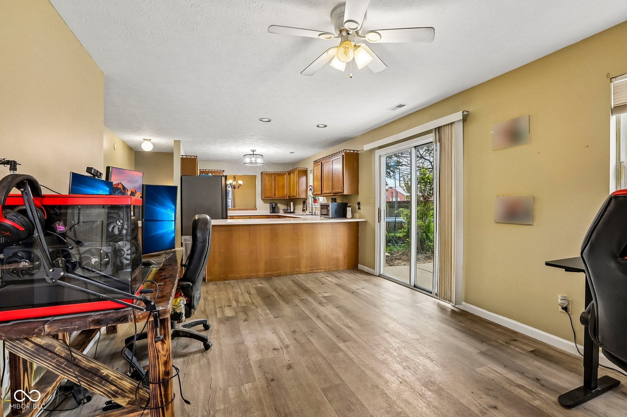 102 Westview Place