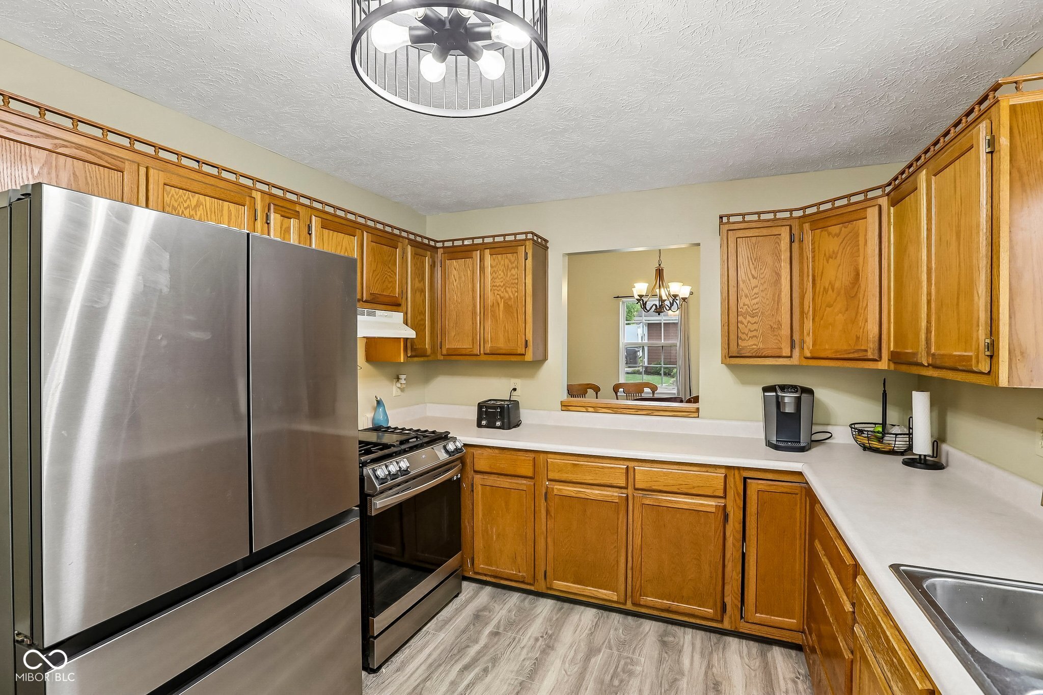 102 Westview Place