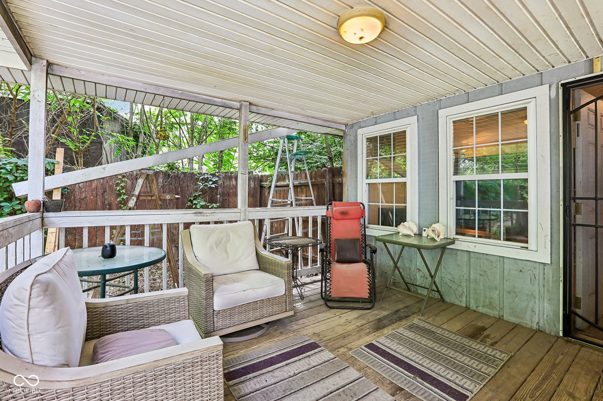 2215 W 60th Street