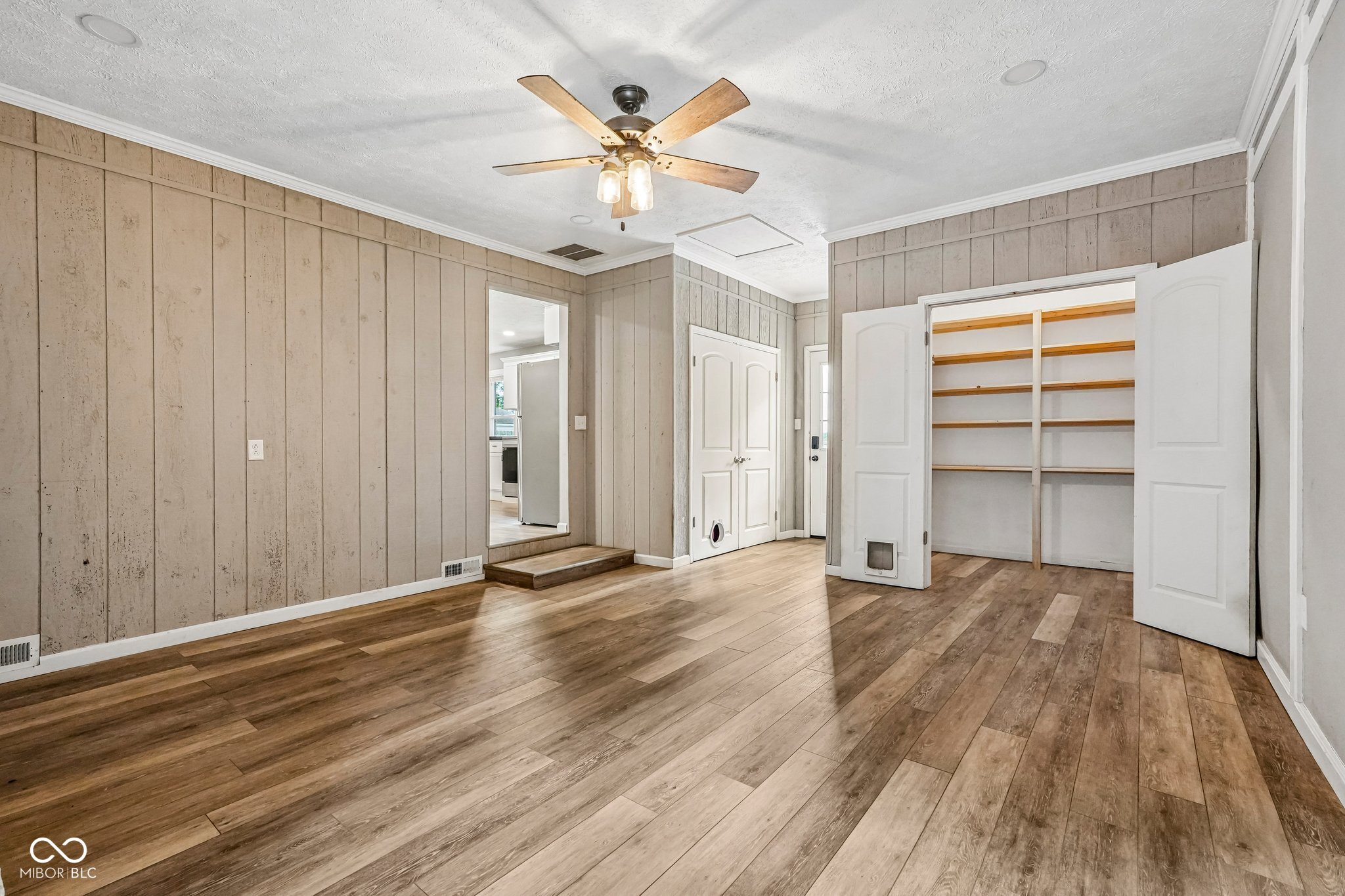 3910 Adams Drive
