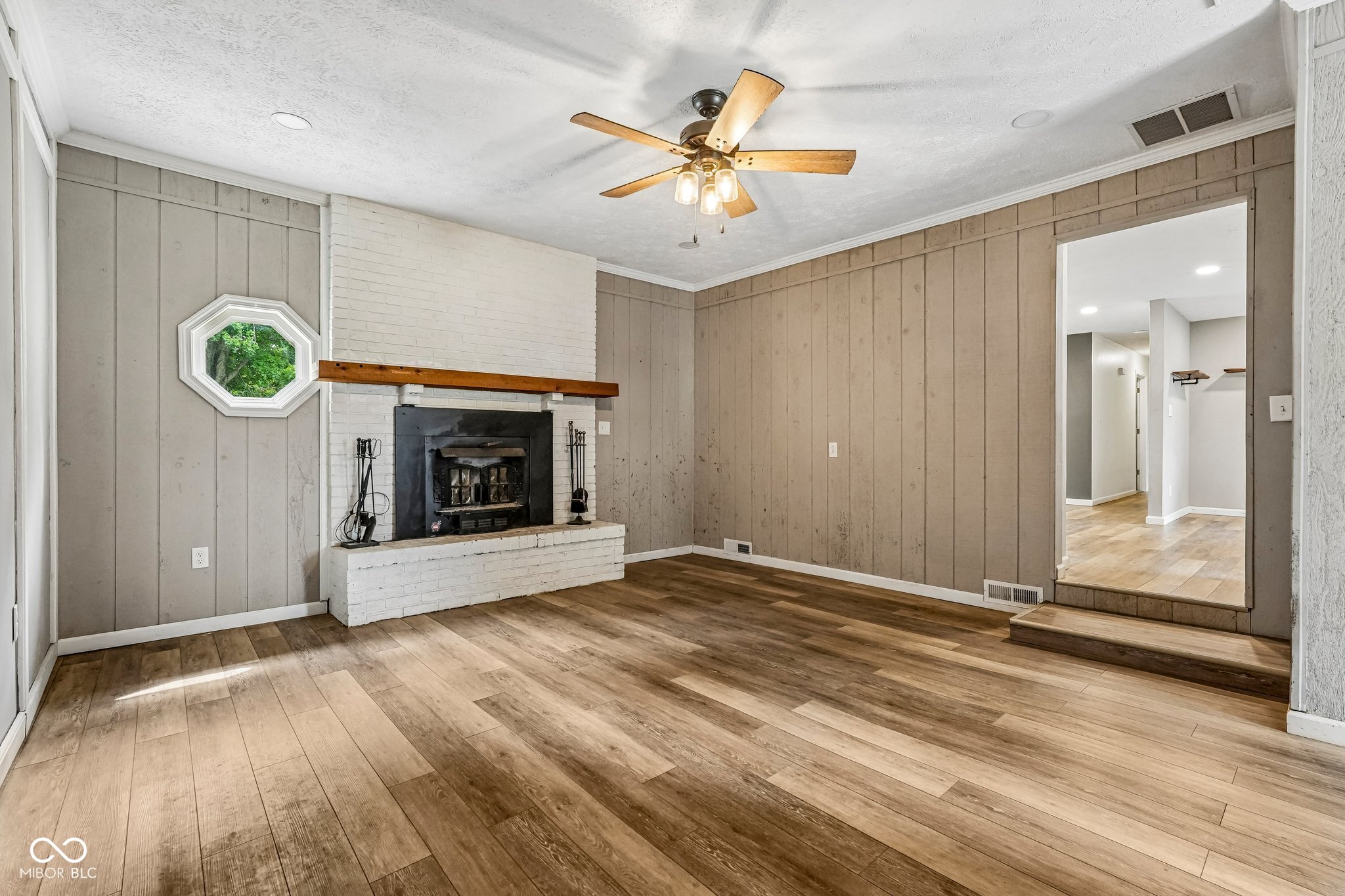 3910 Adams Drive