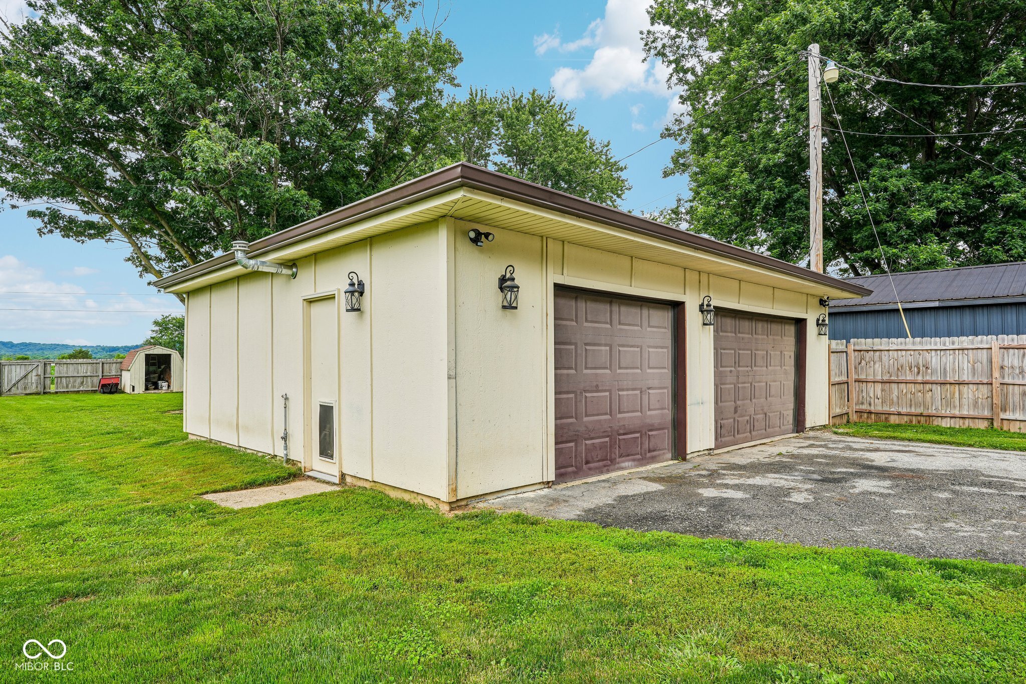 3910 Adams Drive
