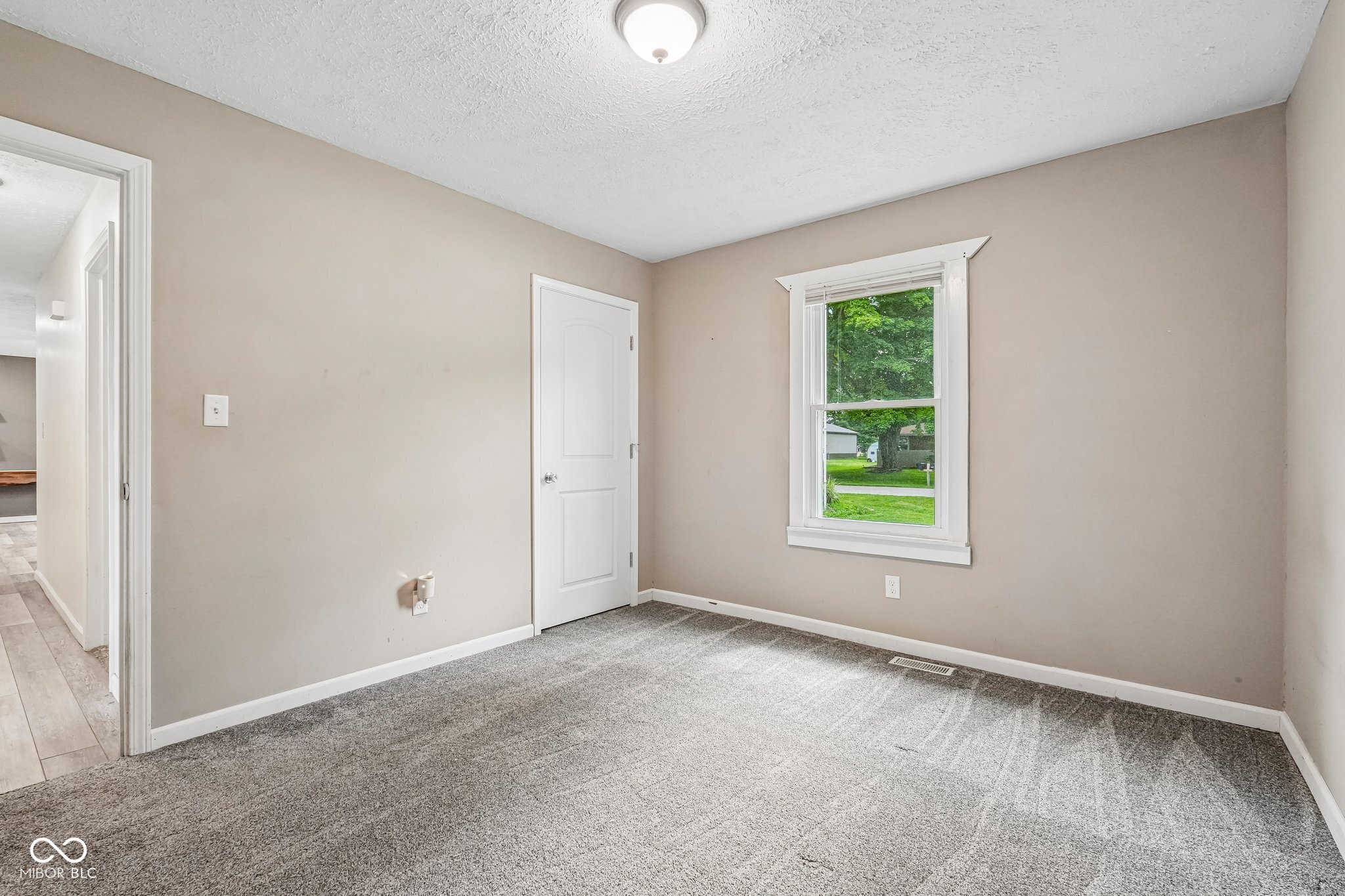 3910 Adams Drive