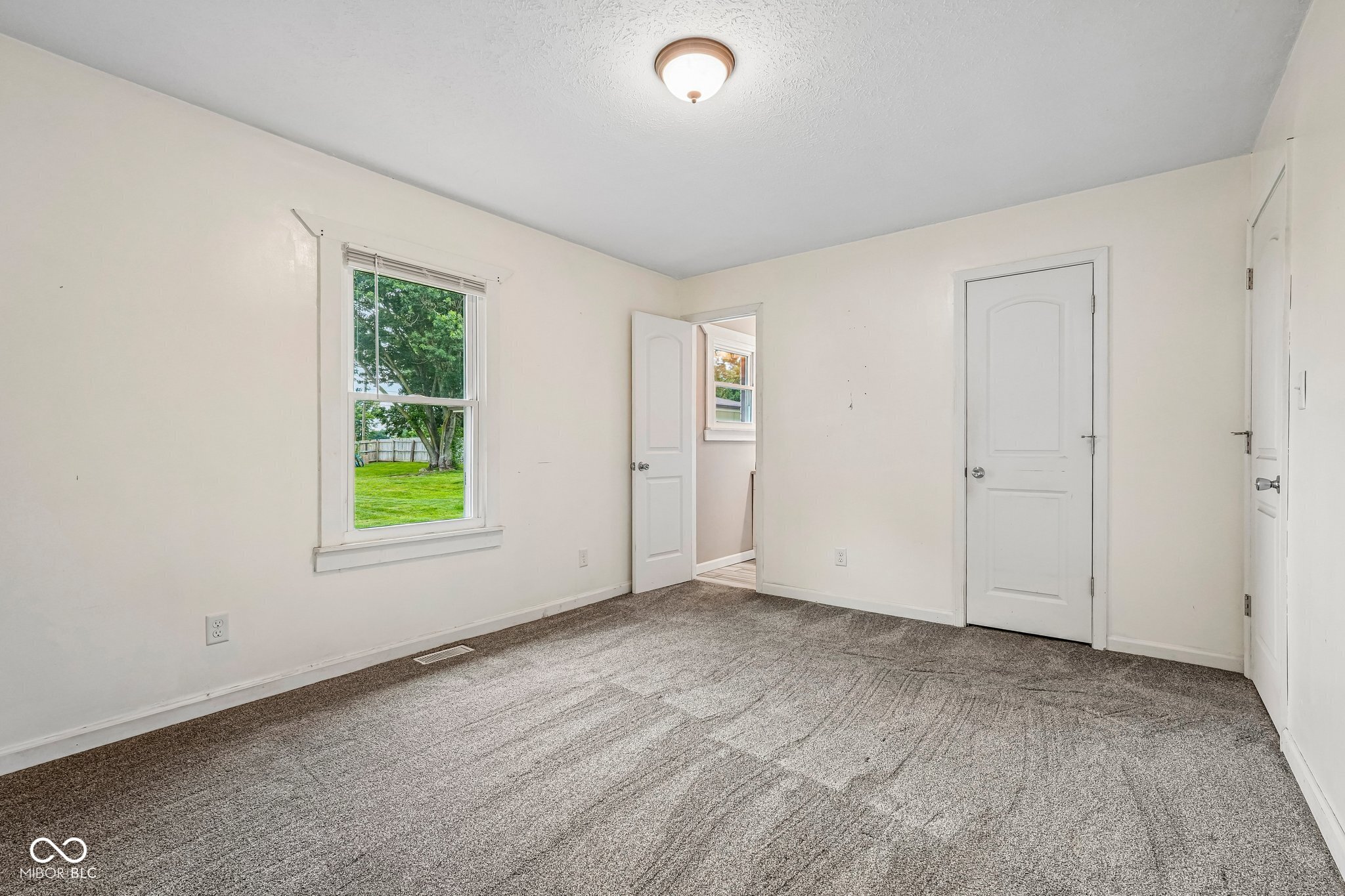 3910 Adams Drive