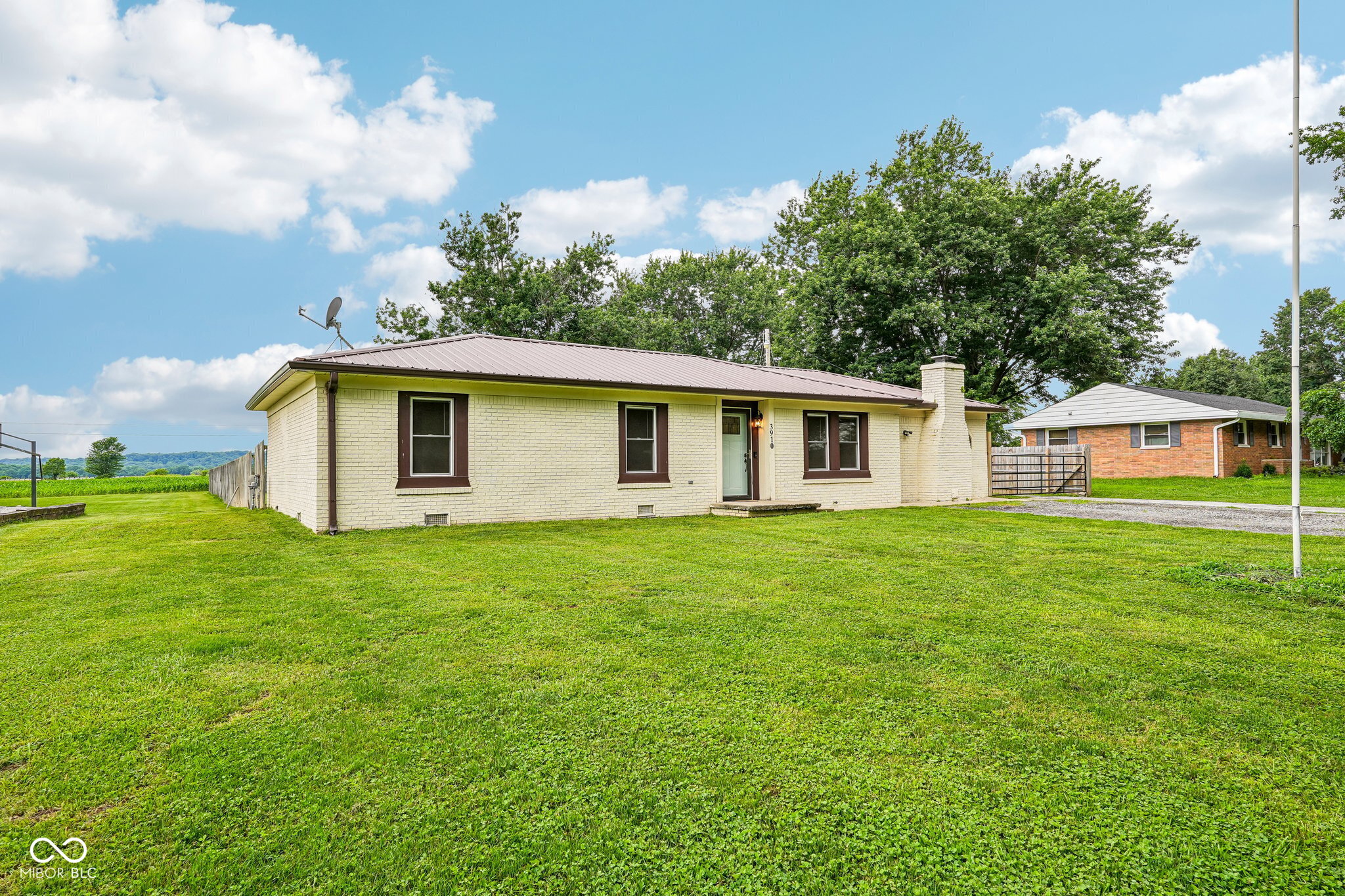 3910 Adams Drive